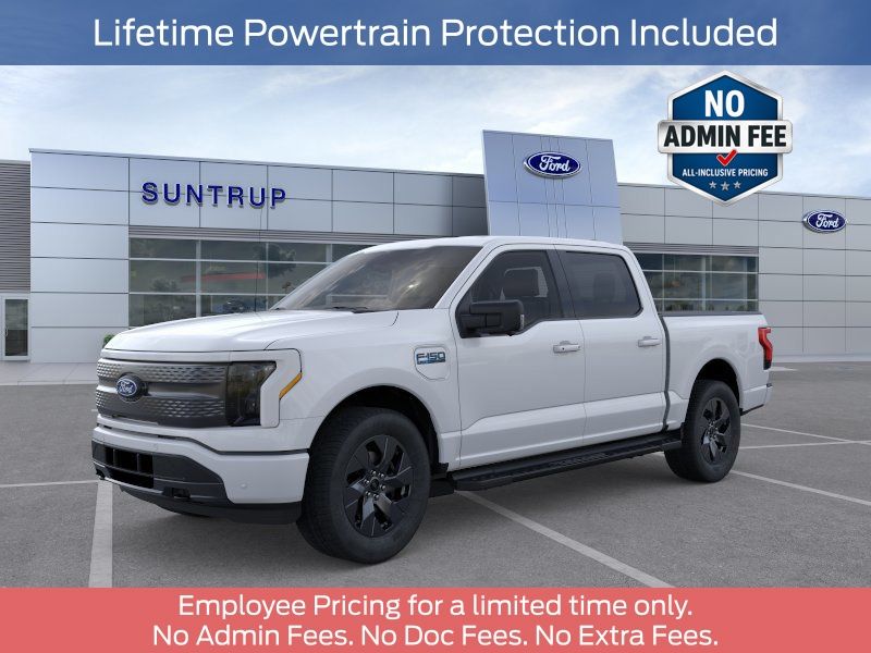 Oxford White 2025 Ford F-150 Lightning Flash SuperCrew AWD Pickup Truck All-Wheel Drive Automatic