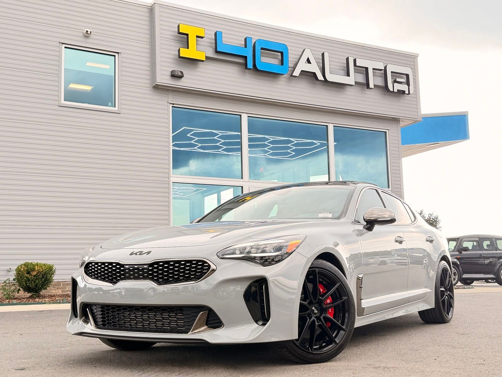 Ceramic Silver 2022 Kia Stinger Sedan Rear-Wheel Drive 8-Speed Automatic
