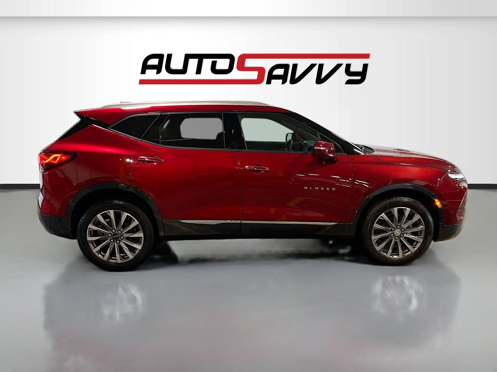Used 2025 Red Chevrolet Premier image 8