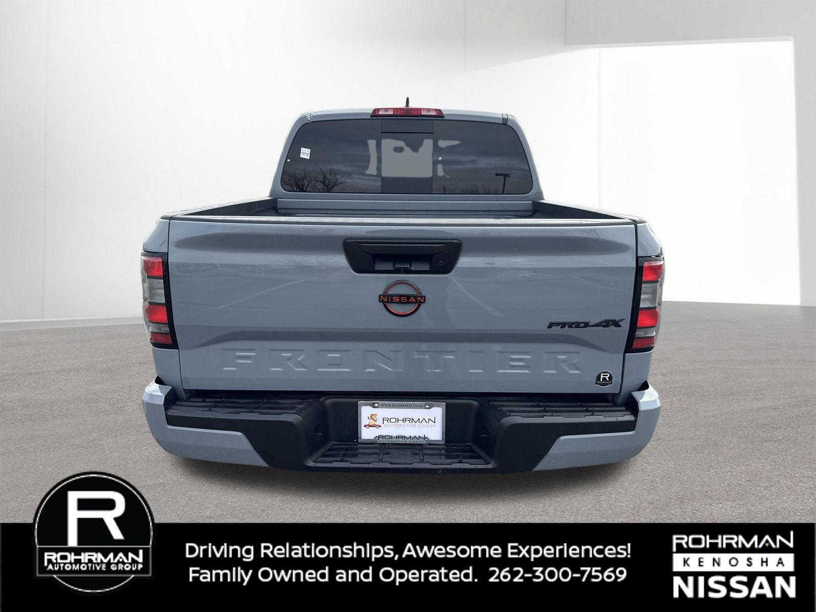 View vehicle photo 7