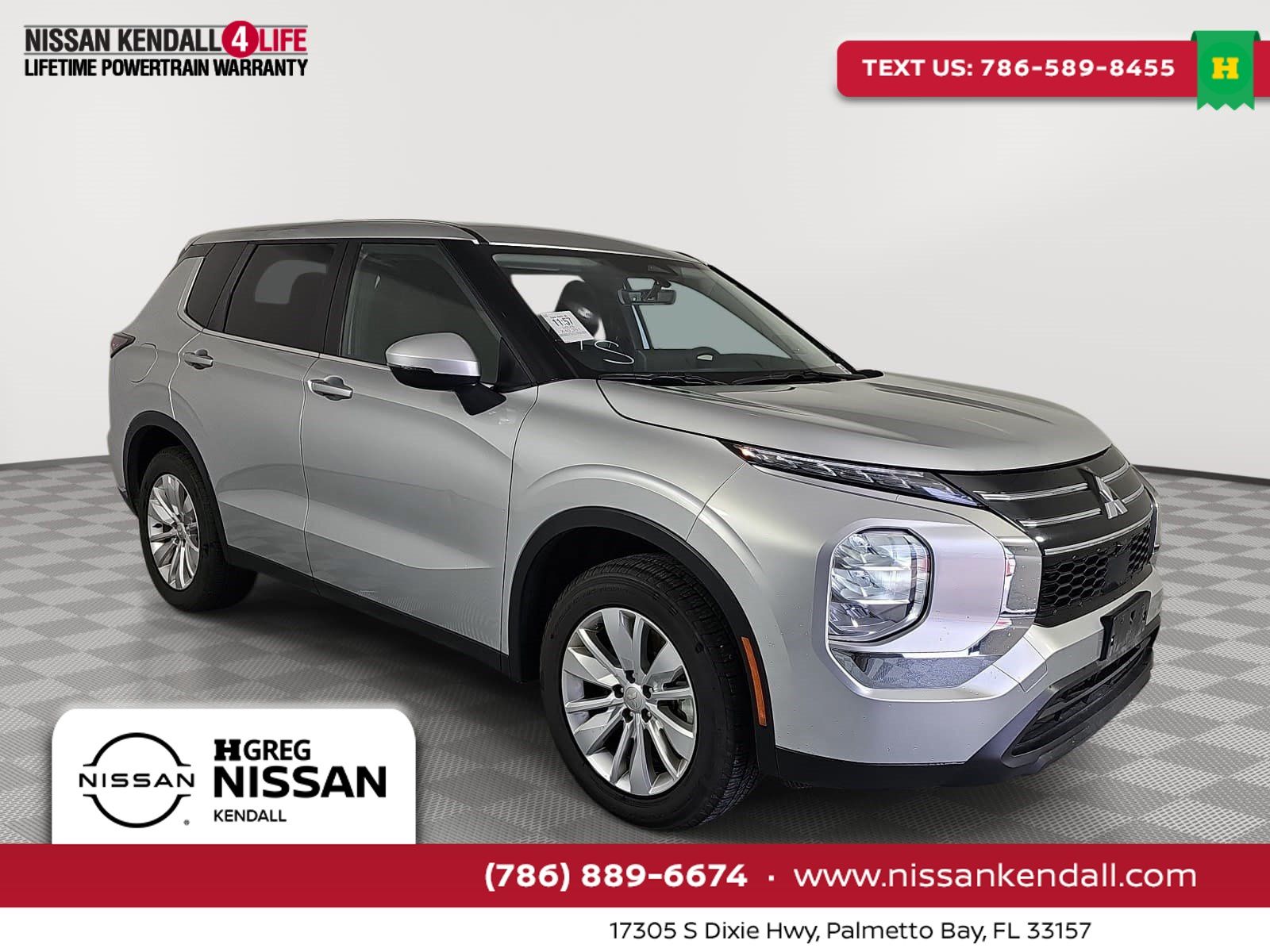 Alloy Silver Metallic 2025 Mitsubishi Outlander SUV / Crossover Front-Wheel Drive Continuously Variable Transmission