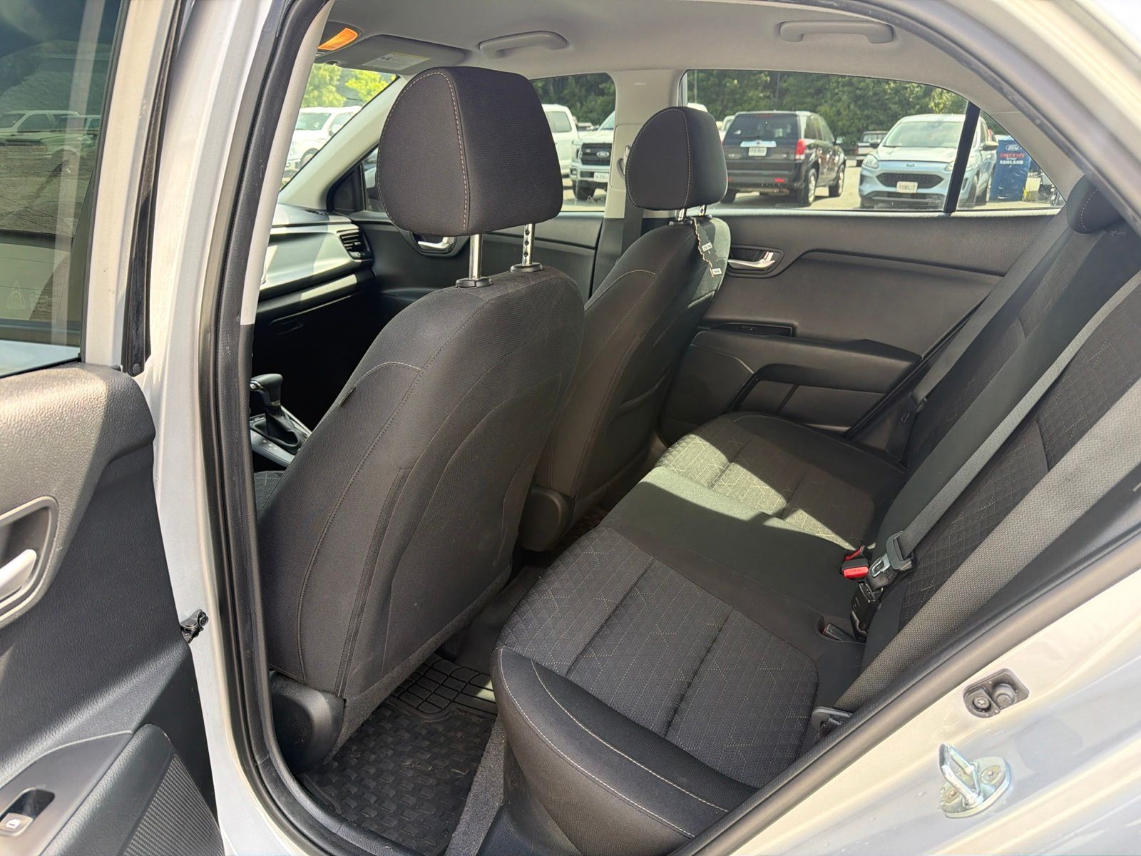 Used 2022 Silky Silver Kia S image 7