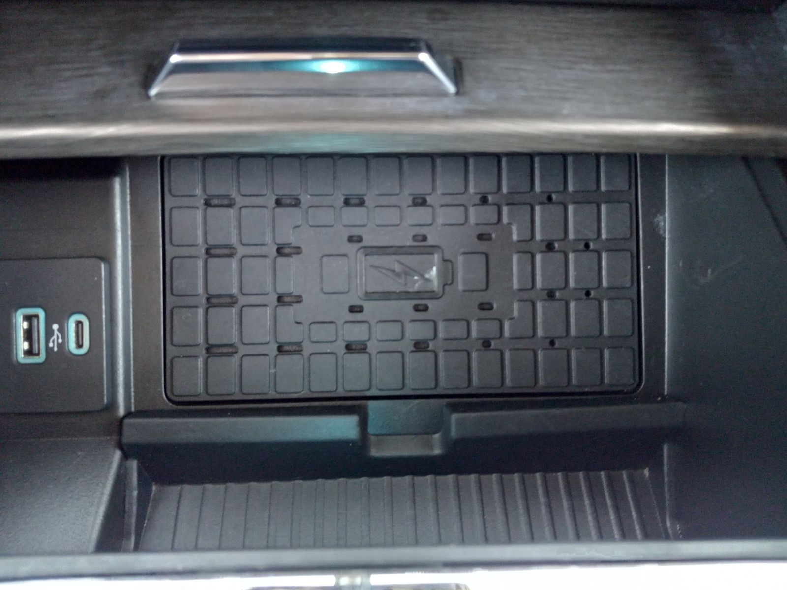 2024 Ford Expedition image 25
