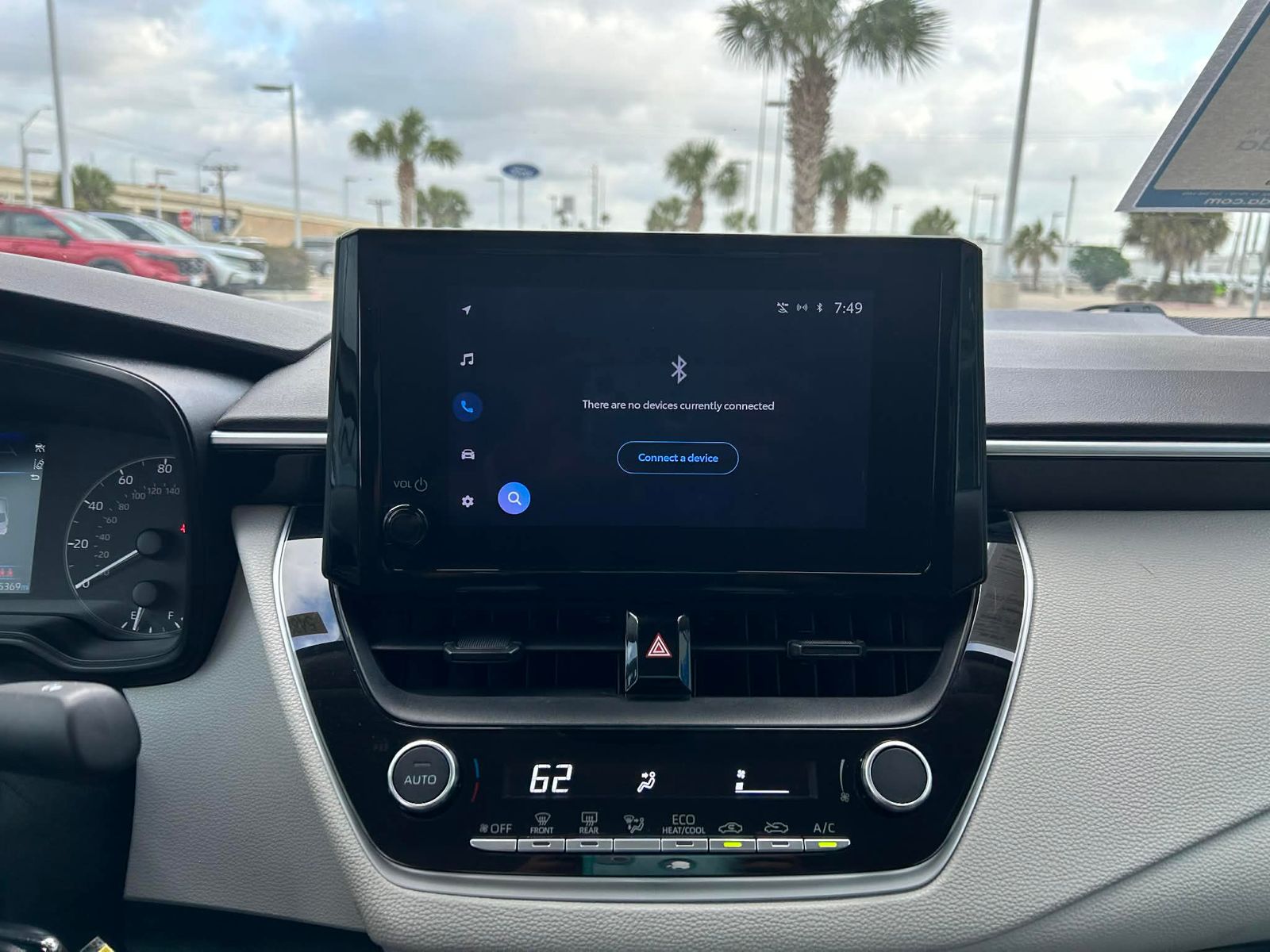 View vehicle photo 7