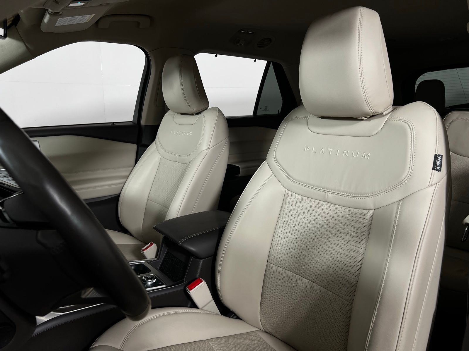 Thumbnail: 2022 Ford Explorer - 13