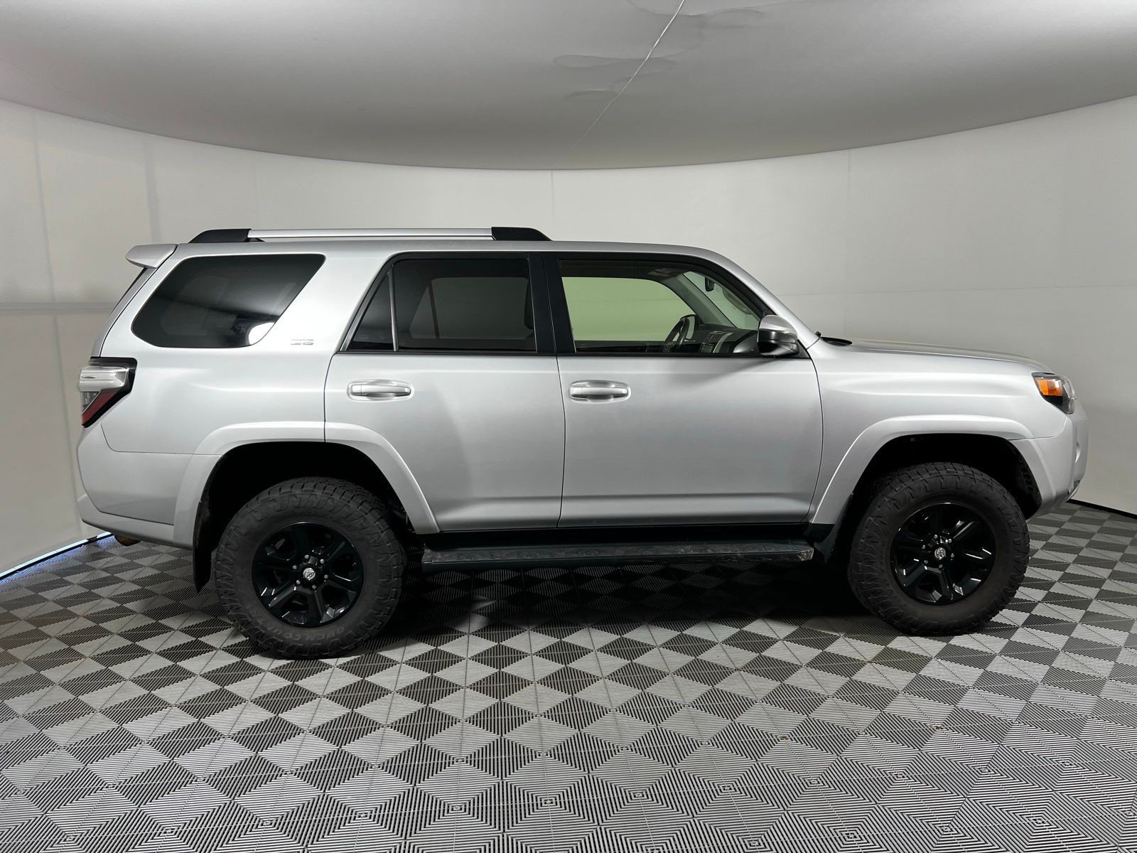 Thumbnail: 2021 Toyota 4Runner - 4