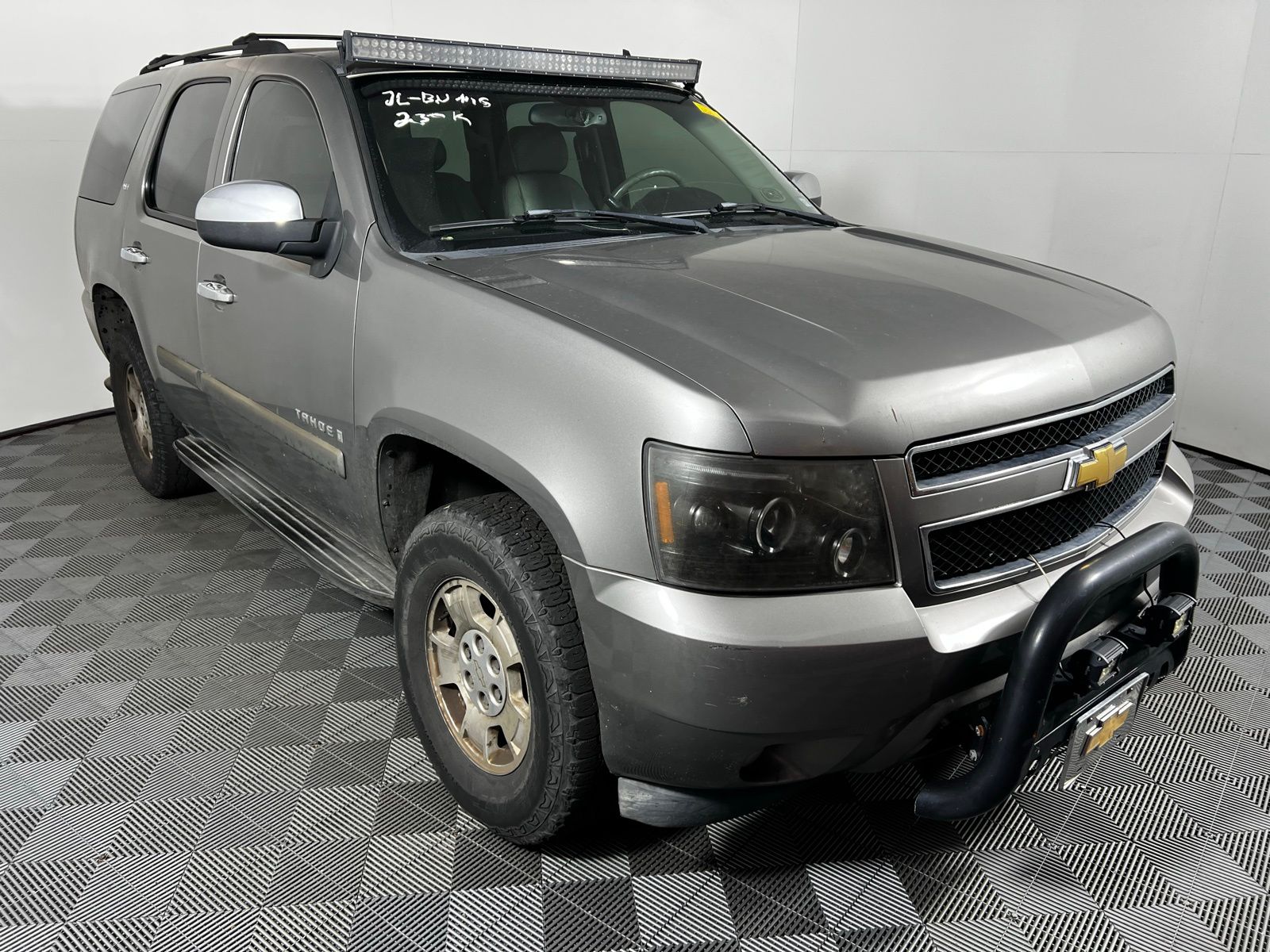 Thumbnail: 2007 Chevrolet Tahoe - 3