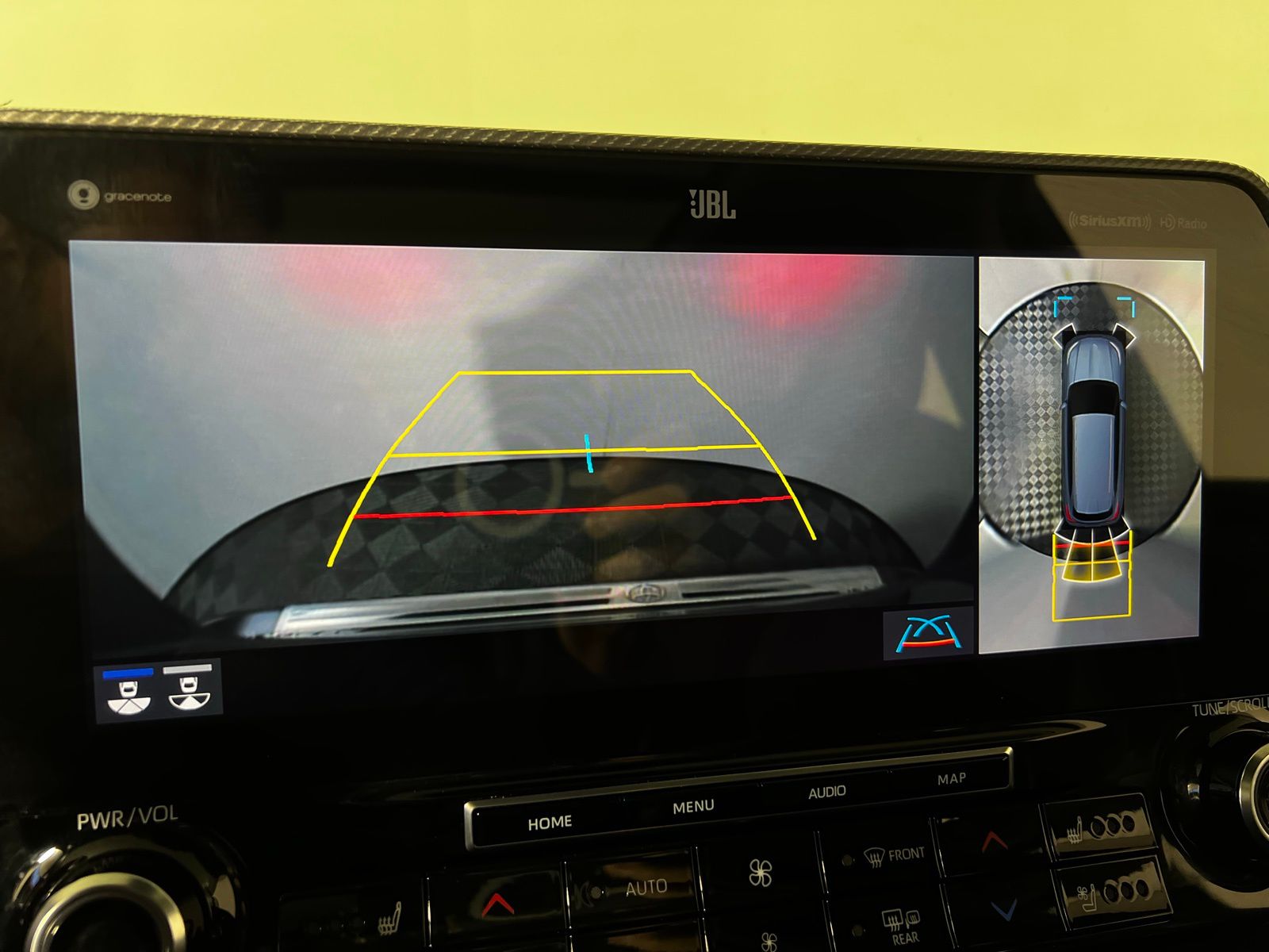 Thumbnail: 2021 Toyota Highlander - 20