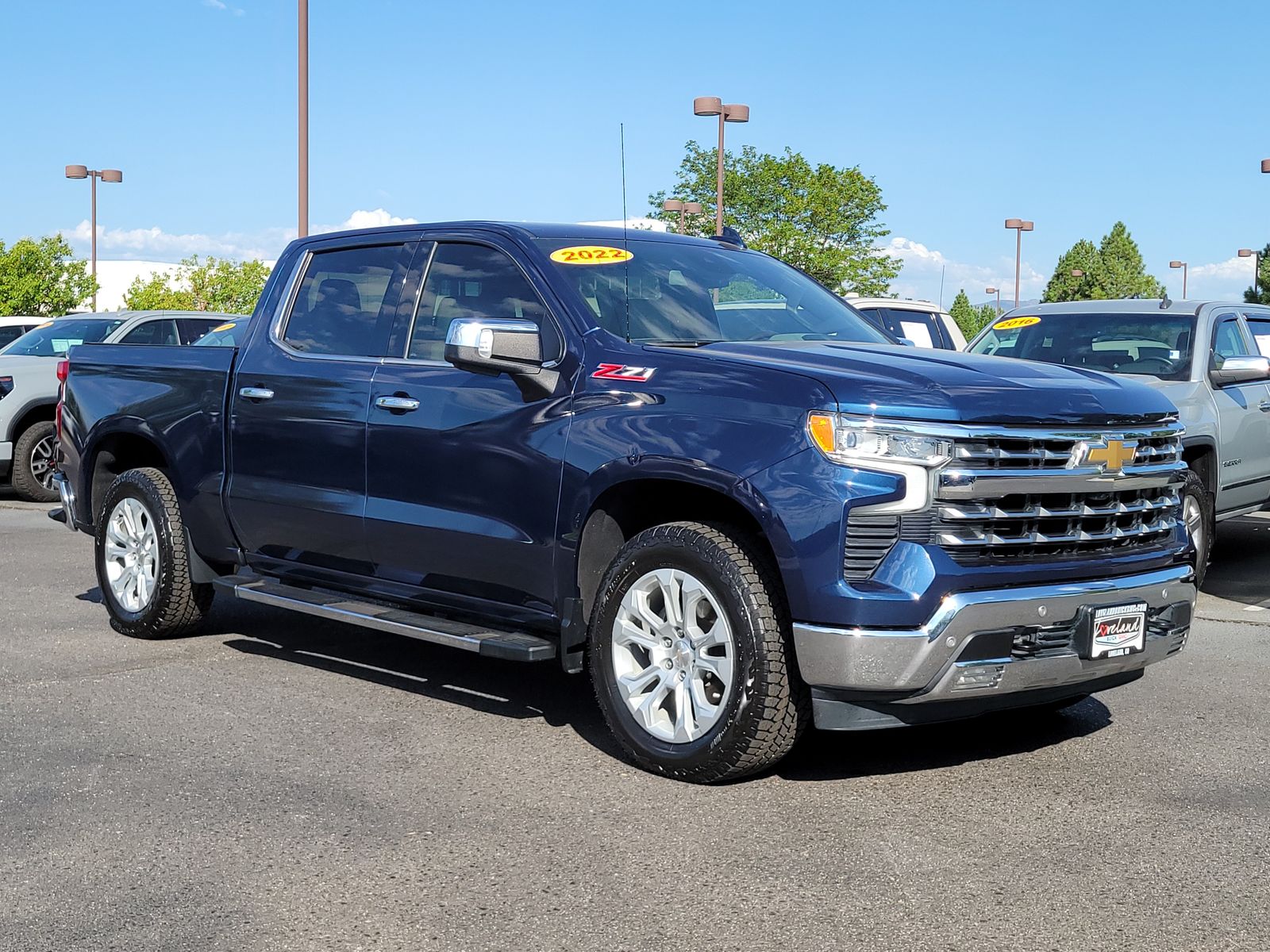 Northsky Blue Metallic 2022 Chevrolet Silverado 1500 Pickup Truck Four-Wheel Drive Automatic