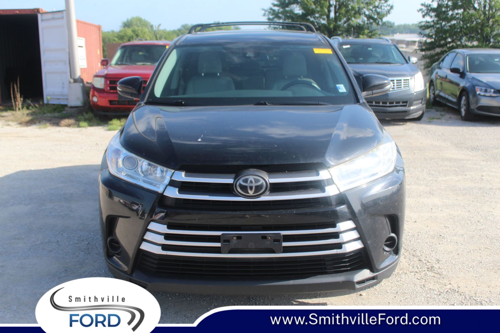  2017 Toyota Highlander LE   