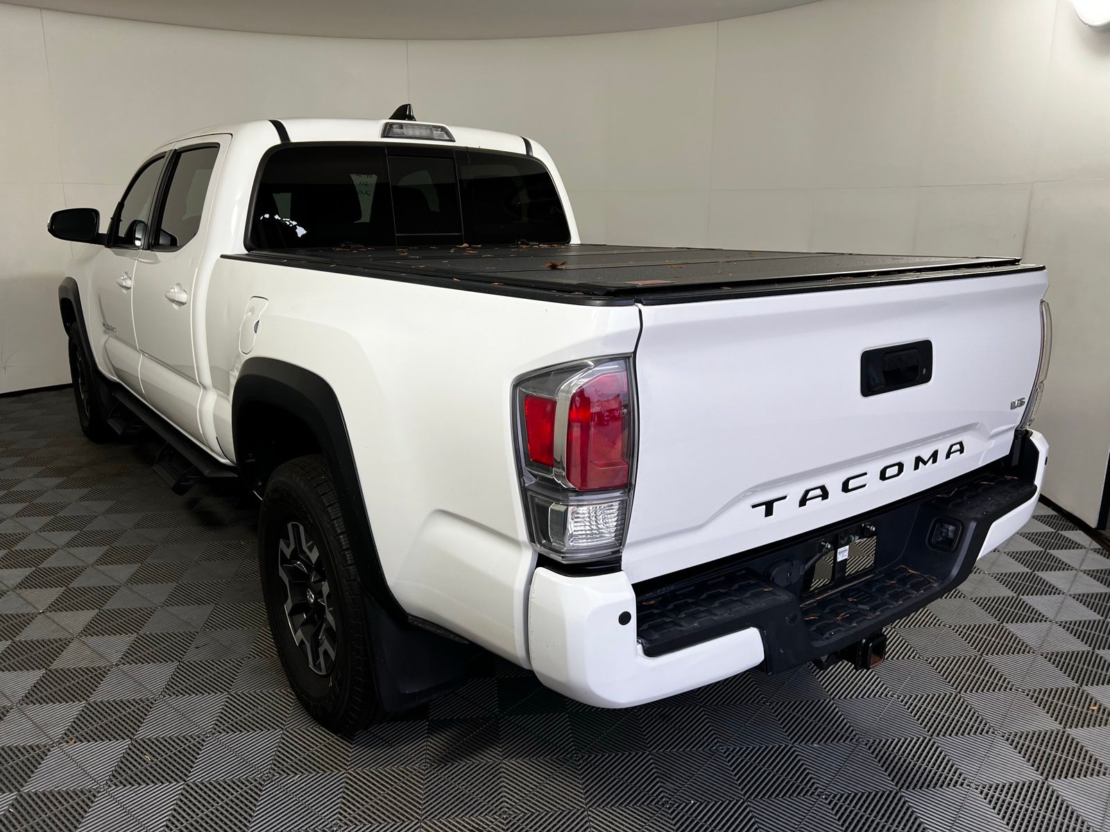 Thumbnail: 2021 Toyota Tacoma - 7