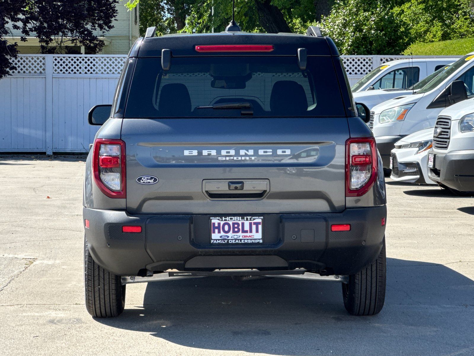 View vehicle photo 4