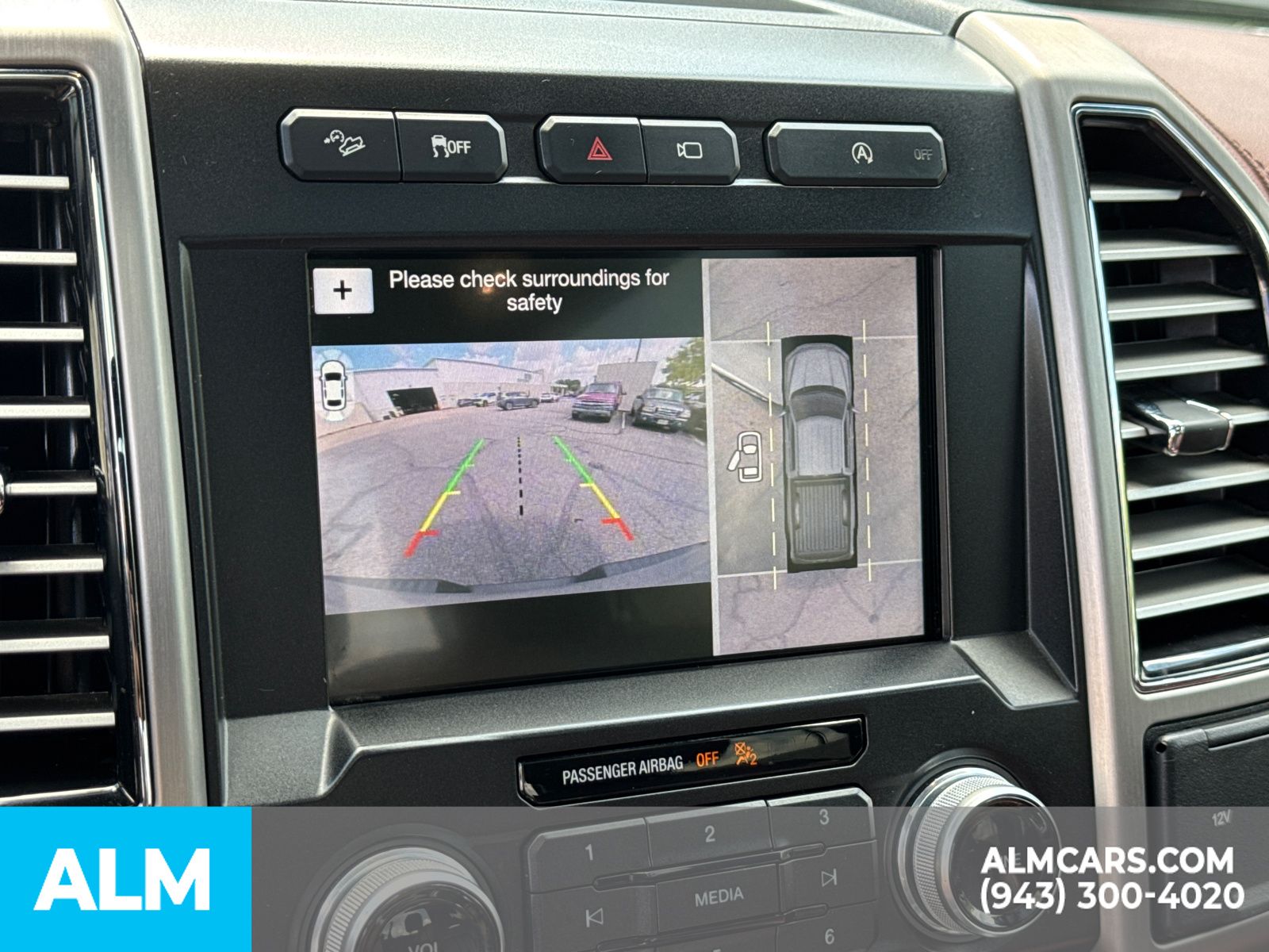 2019 Ford F-150 Platinum photo 32