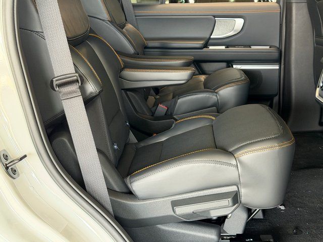 New 2026 Star White Metallic Tri-Coat Ford Tremor image 10