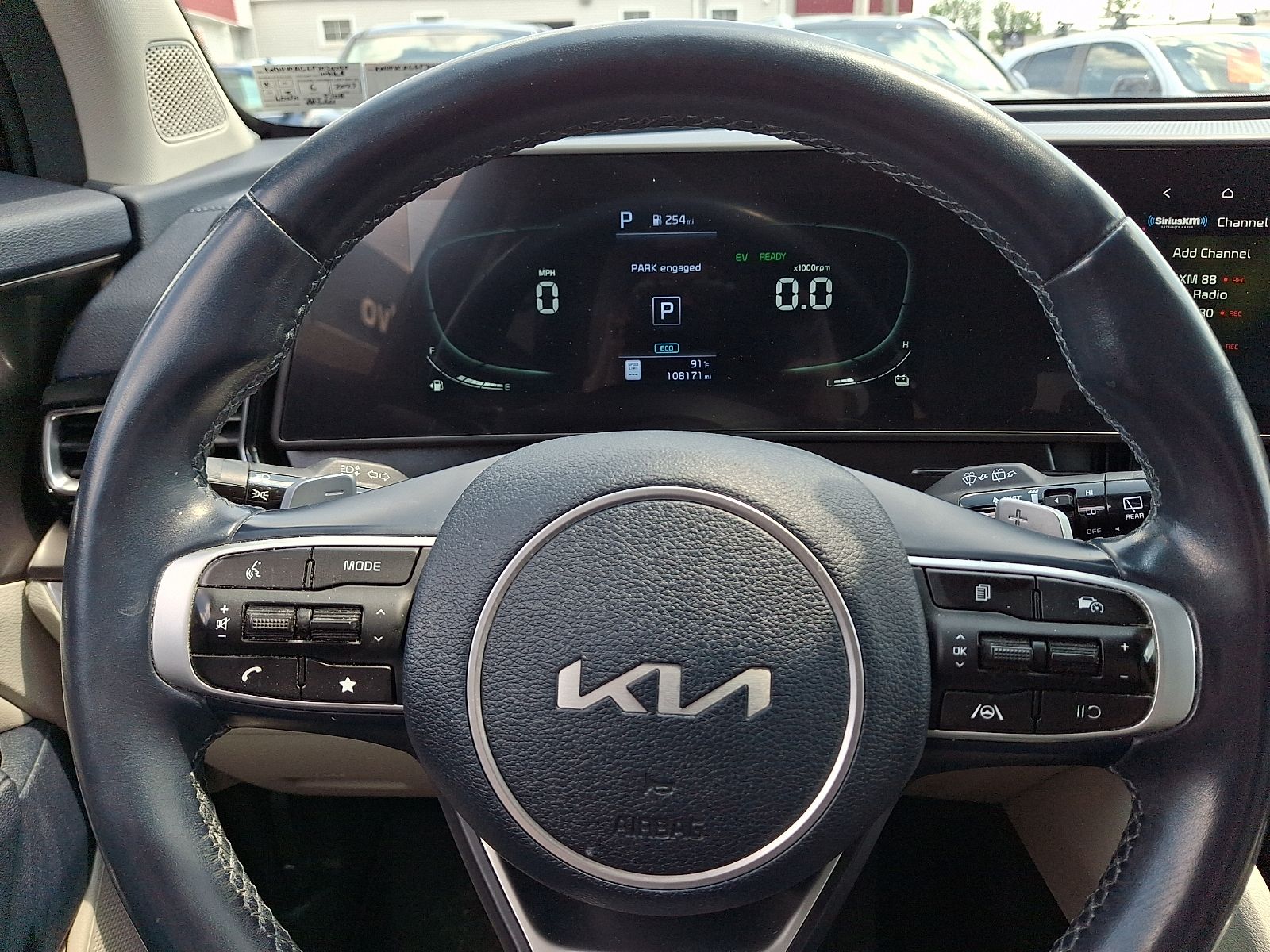 Used 2023 Kia Sportage Hybrid SUV