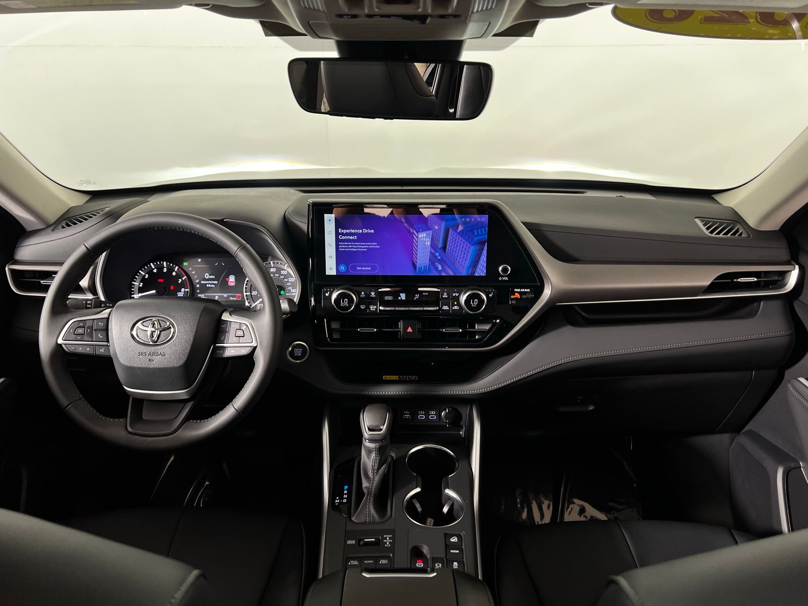 Thumbnail: 2026 Toyota Highlander - 24