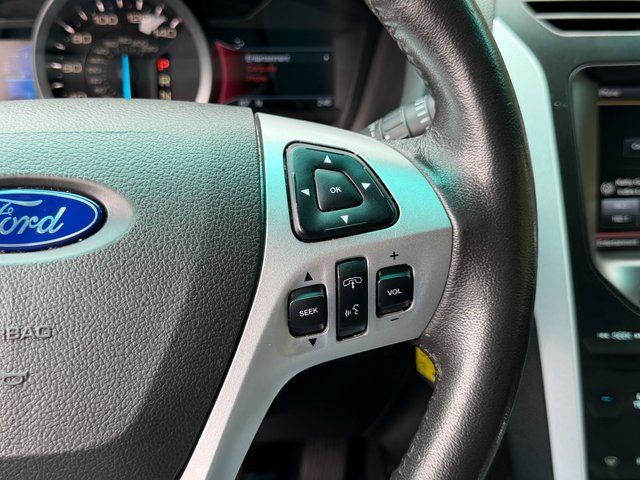 Used 2014 Silver Ford XLT image 37