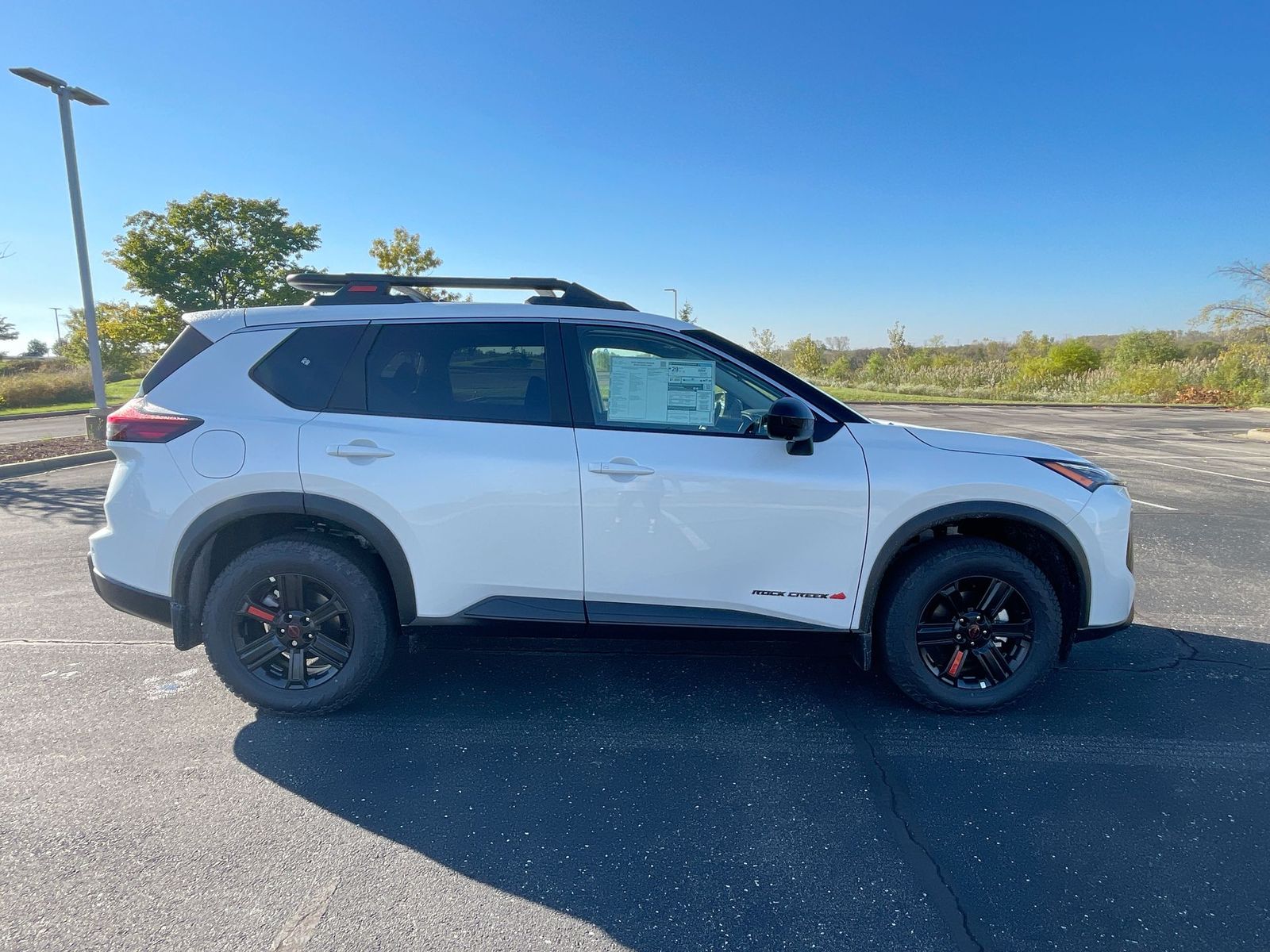 2025 Nissan Rogue SV 36