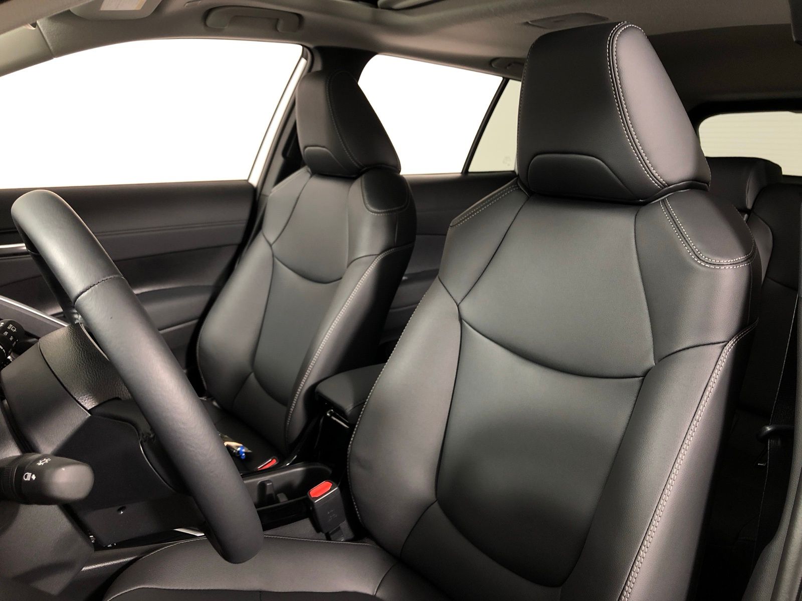 2025 Toyota Corolla Cross XLE 10
