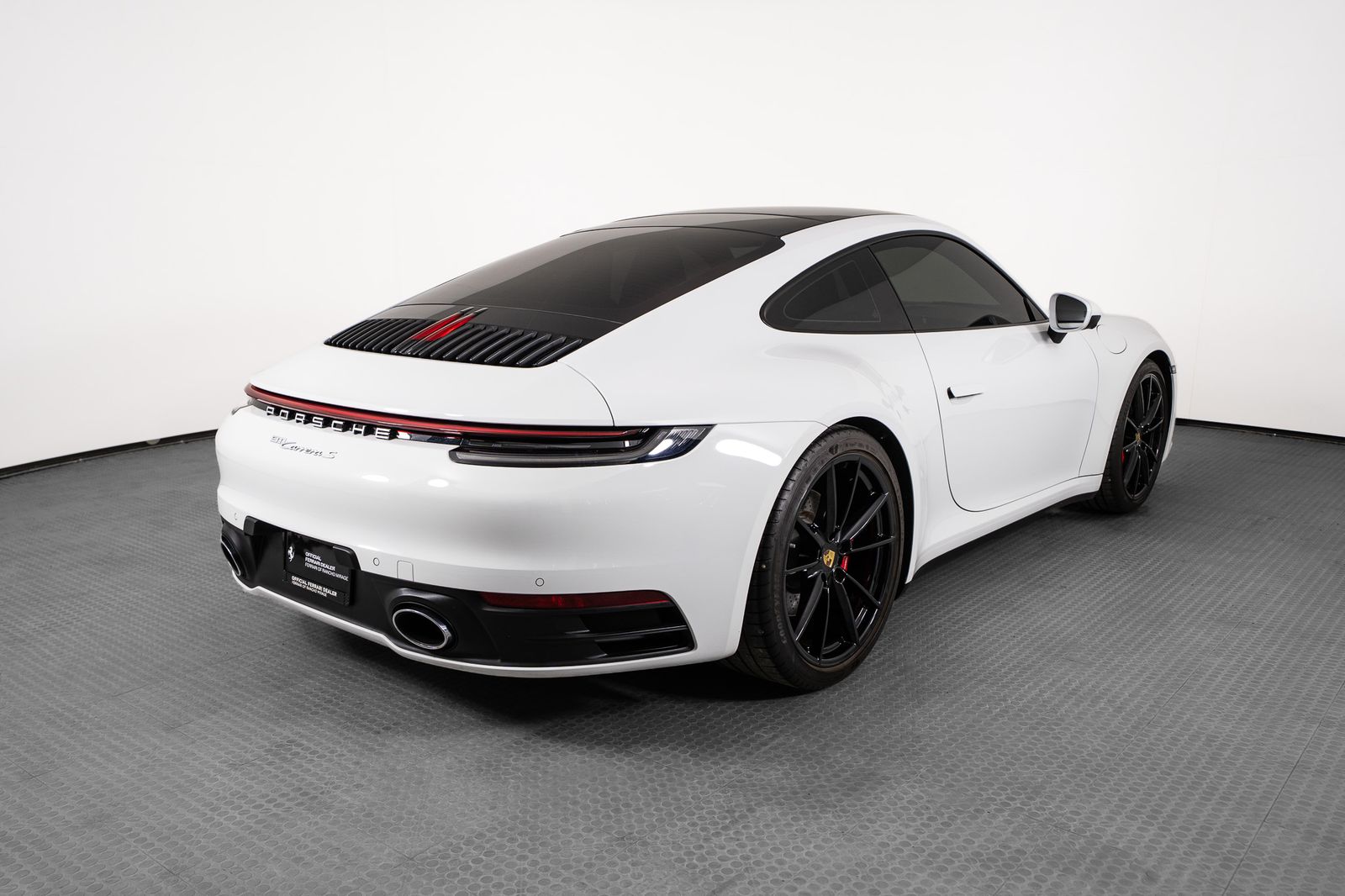 2023 Porsche 911 Carrera S — full photo 4 of 40
