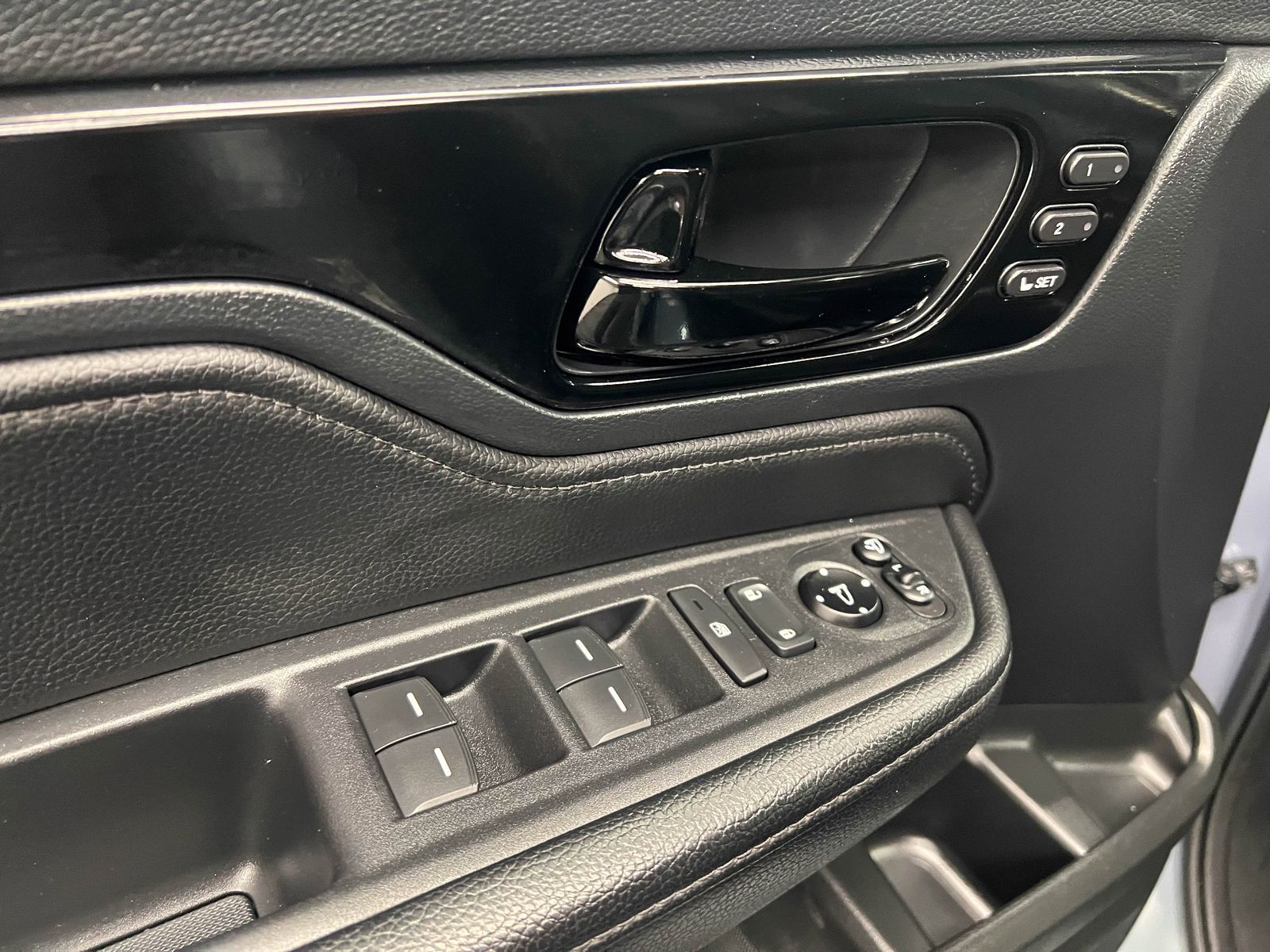 used 2023 Honda Odyssey car, priced at $36,888