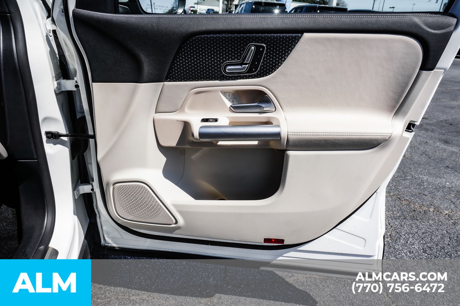 Used 2025 White Mercedes-Benz GLA 250 image 50