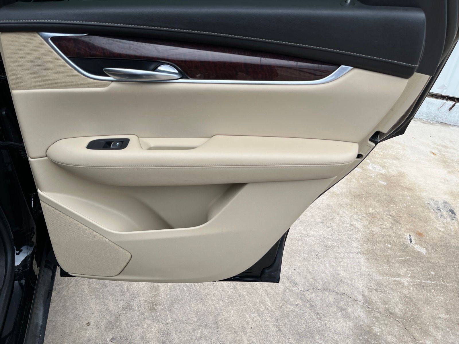 Used Car 2017 Cadillac Xt5  Premium Luxury For Sale Under $15,000 In Austin, Texas