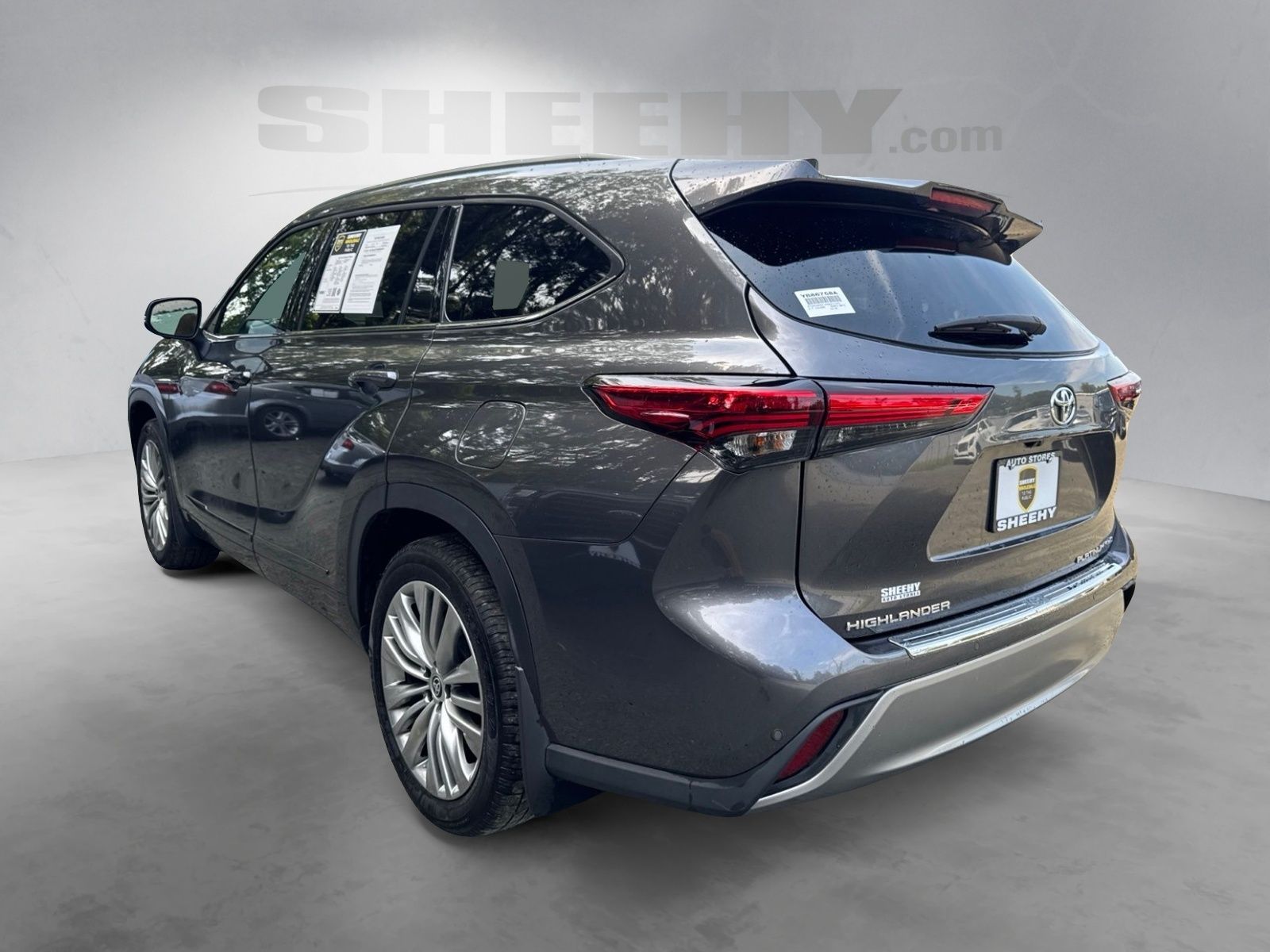 Used 2023 Magnetic Gray Metallic Toyota Platinum image 14