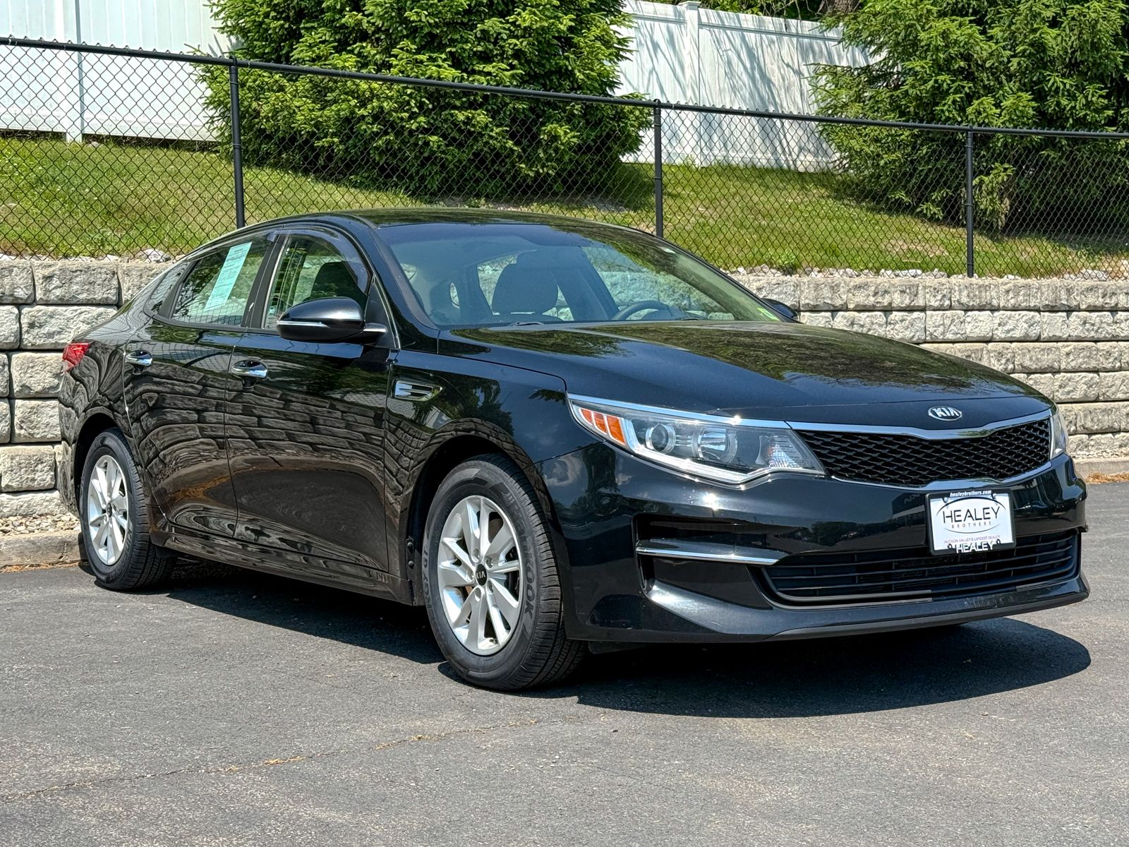 Ebony Black 2017 Kia Optima LX Sedan Front-Wheel Drive 6-Speed Automatic