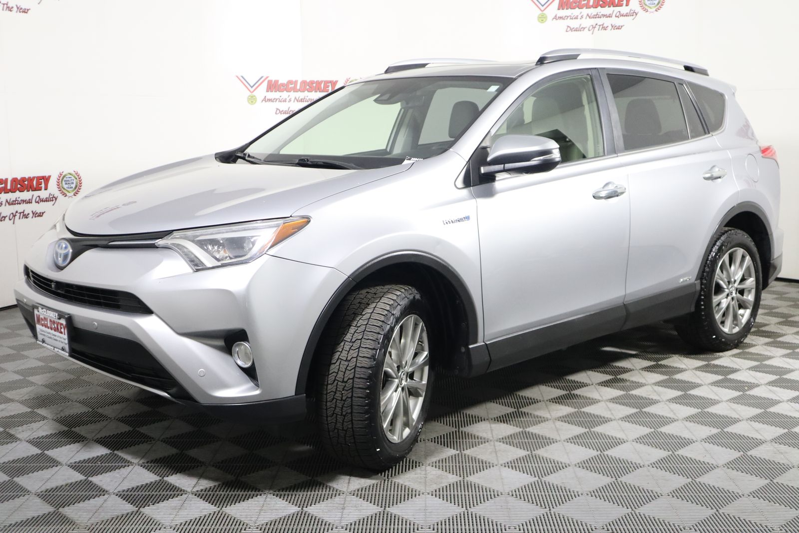 2017 Toyota RAV4 Hybrid Limited photo