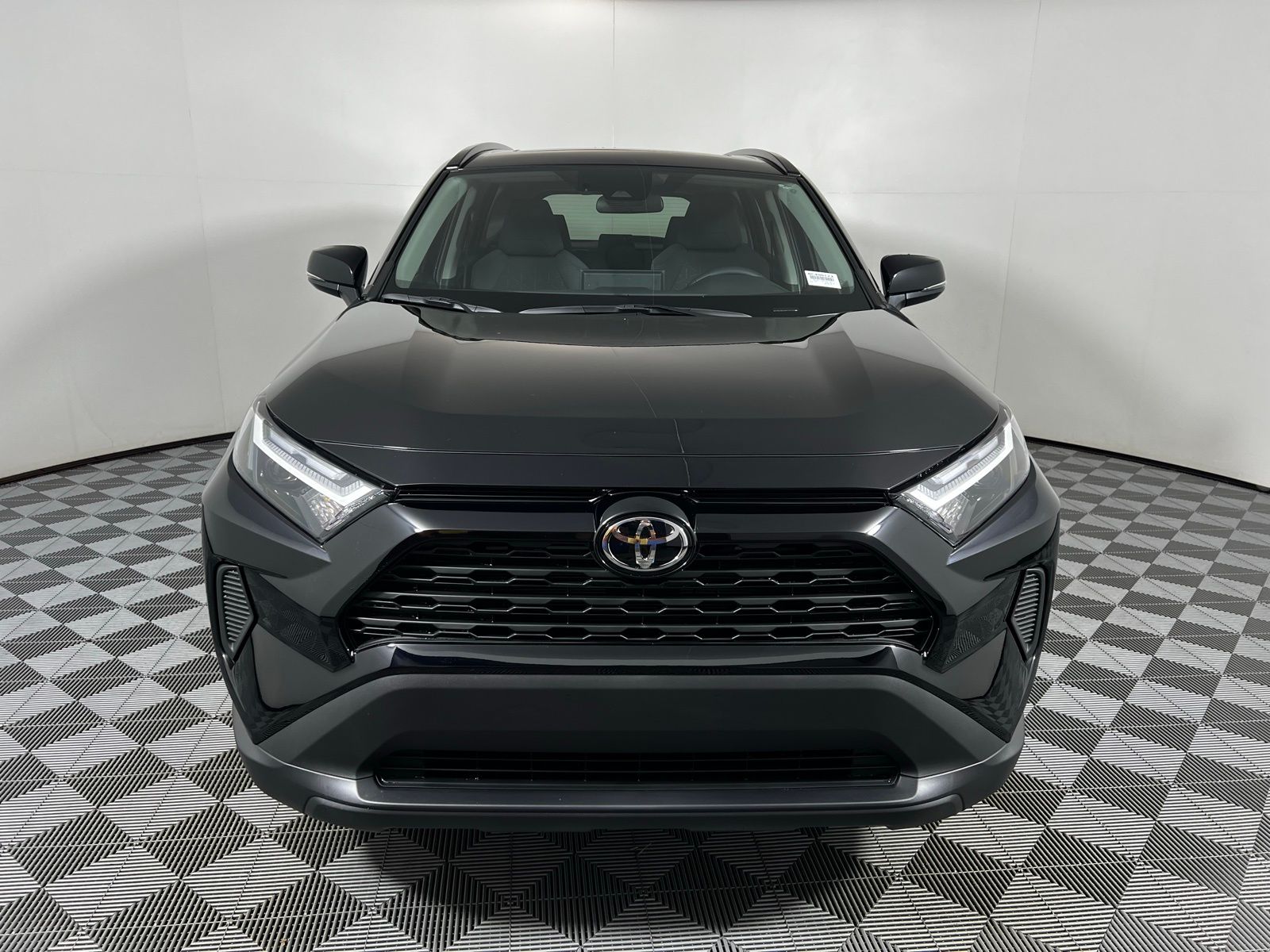 Thumbnail: 2025 Toyota RAV4 - 2