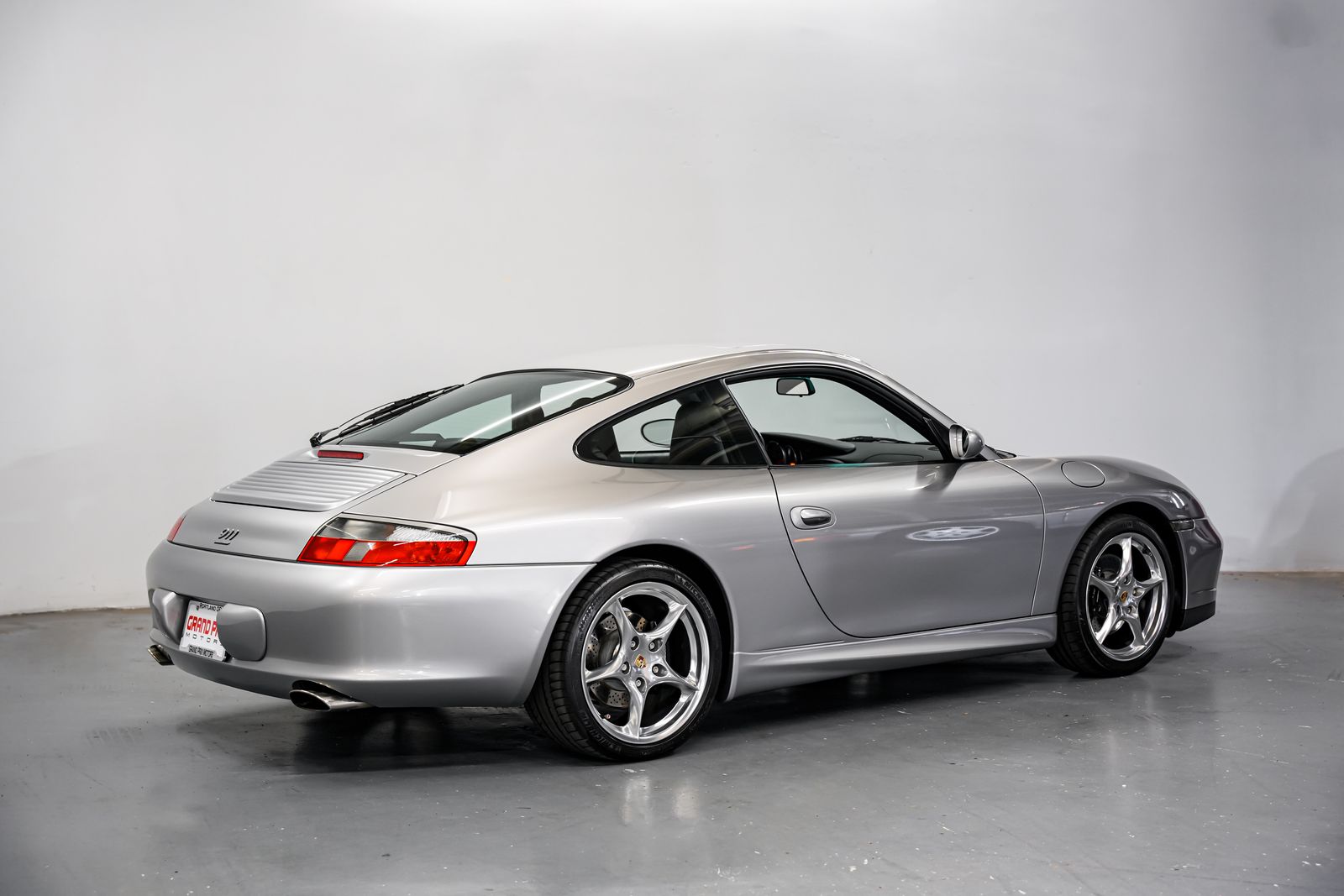 2004 Porsche 911 Carrera — photo 3