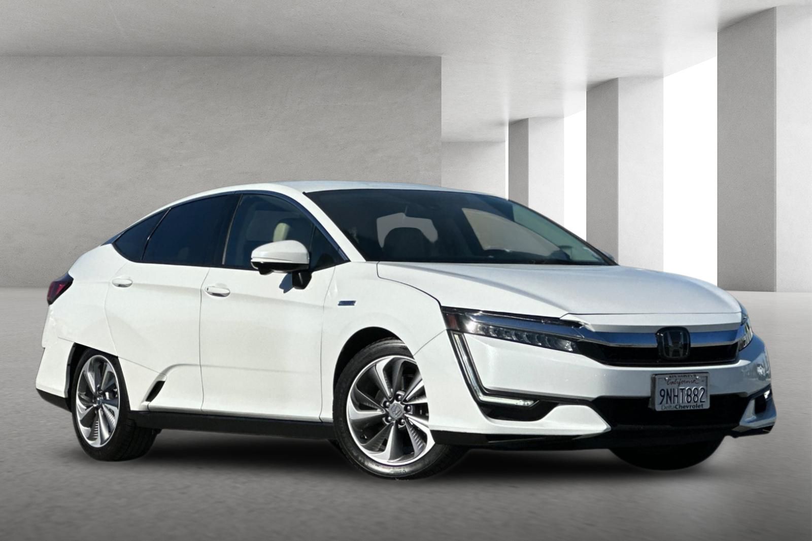 2020 Honda Clarity Touring Plug-In Hybrid's photo