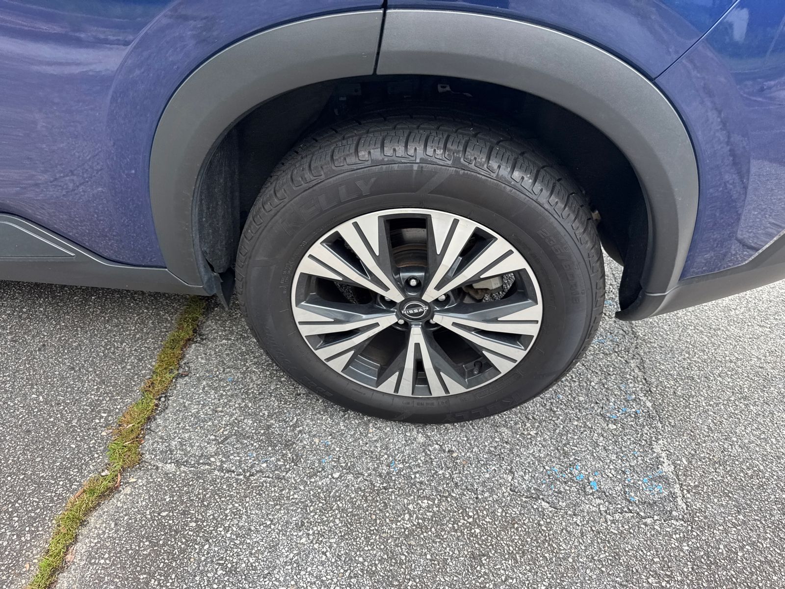 Used 2023 Blue Nissan SV image 19