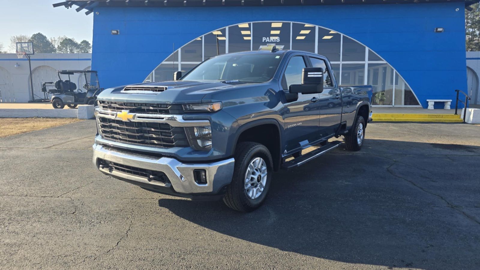 2025 Chevrolet Silverado 2500HD LT Crew Cab 4WD