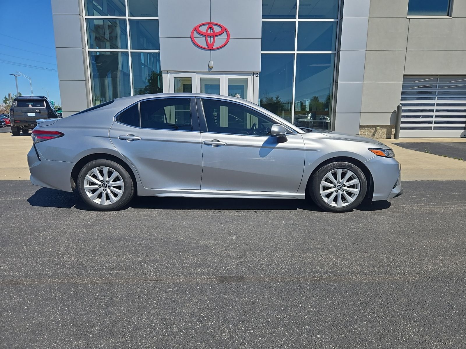 used 2018 Toyota Camry car, priced at $19,250
