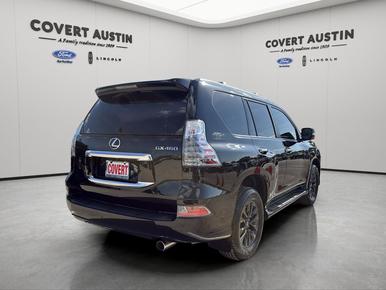 Used 2023 Black Lexus 460 image 5