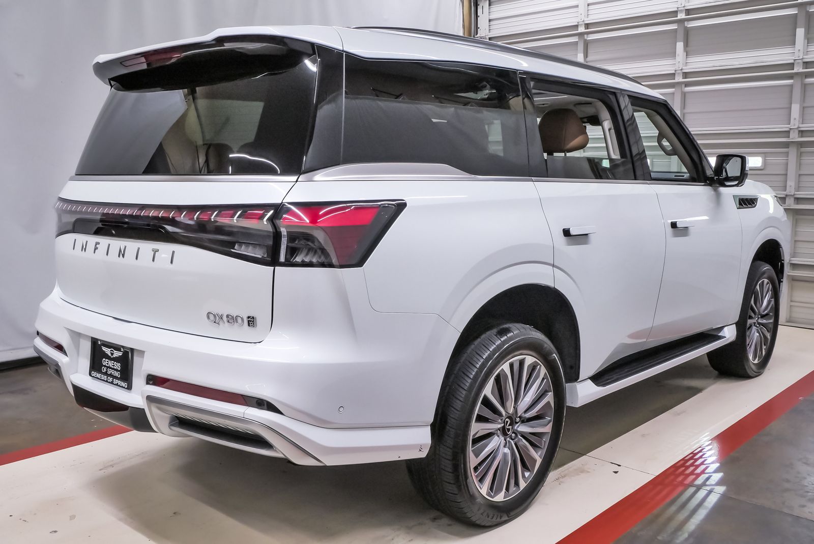 2025 INFINITI QX80 SENSORY White at River Oaks CDJR