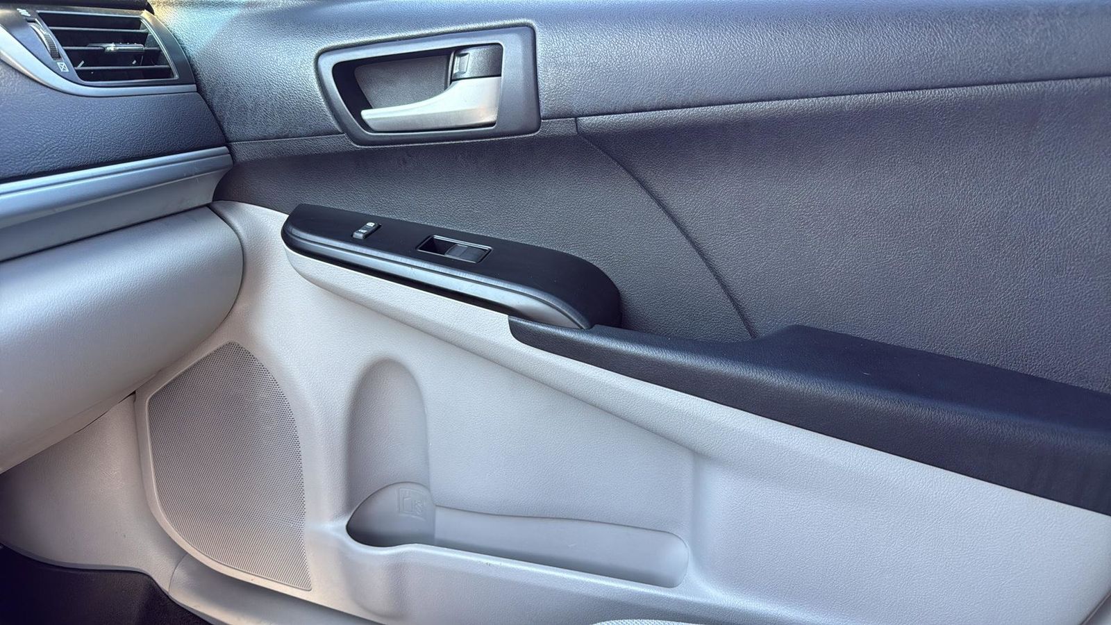 Used Car 2012 Toyota Camry  Se For Sale Under $12,000 In Austin, Texas