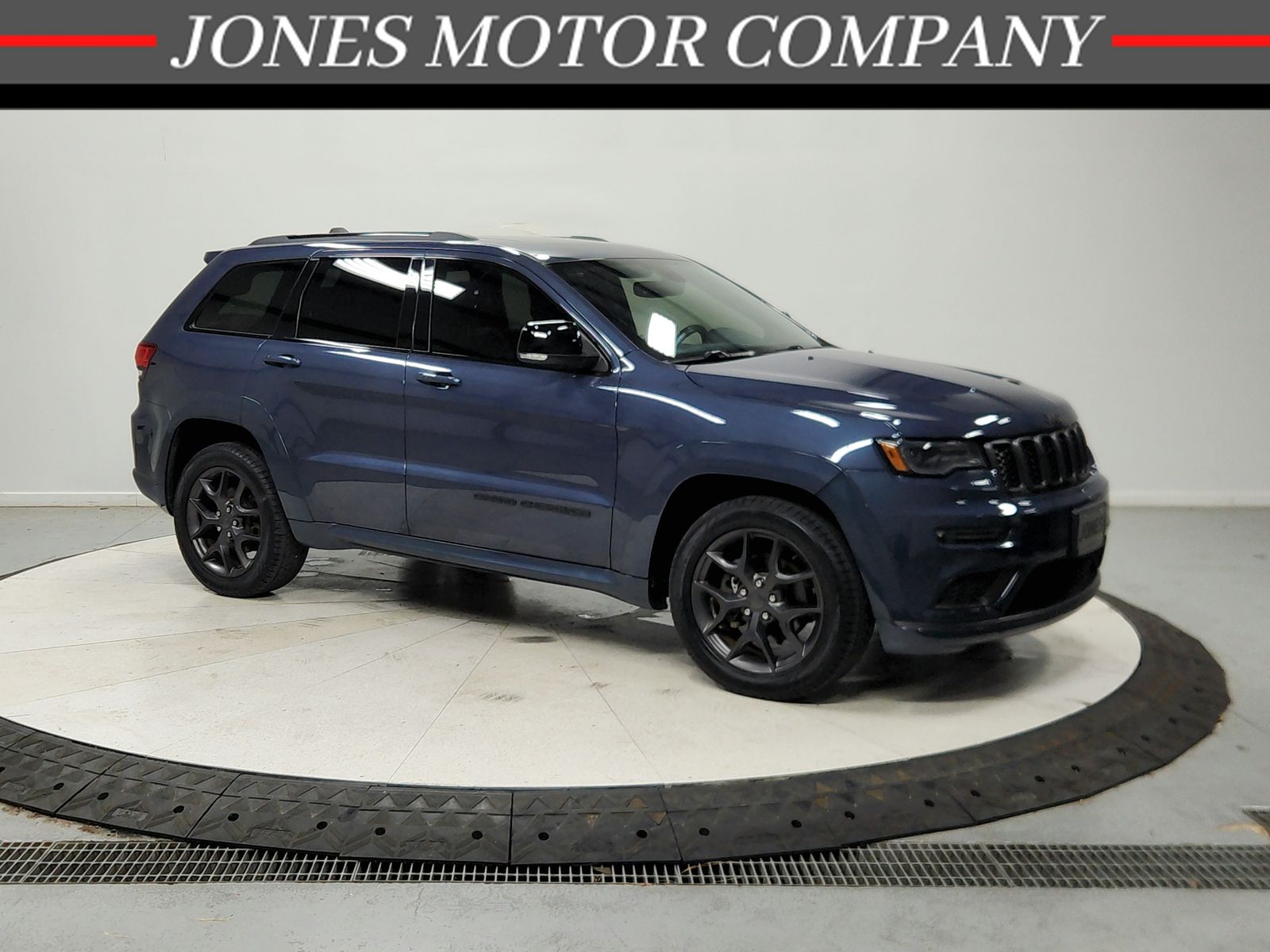 Slate Blue Pearlcoat 2019 Jeep Grand Cherokee SUV / Crossover Four-Wheel Drive 8-Speed Automatic