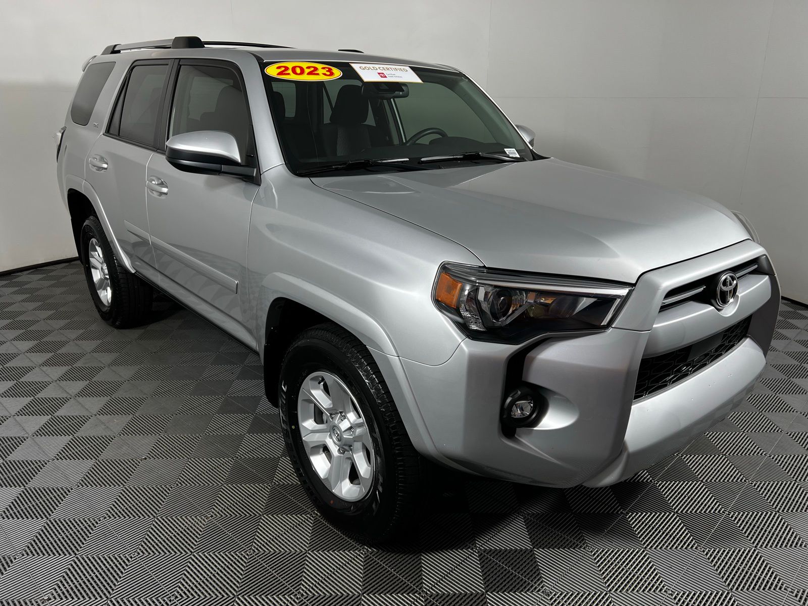 2023 Toyota 4Runner SR5 3