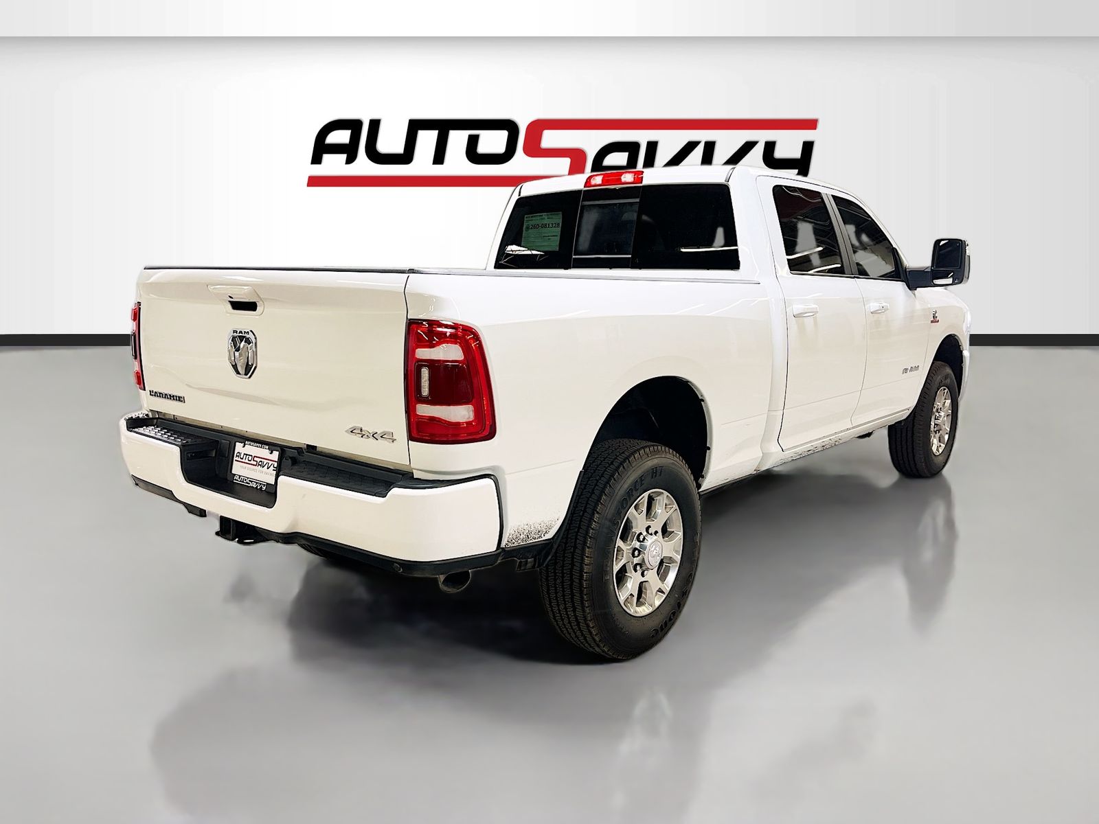 Used 2024 White Ram Laramie image 7