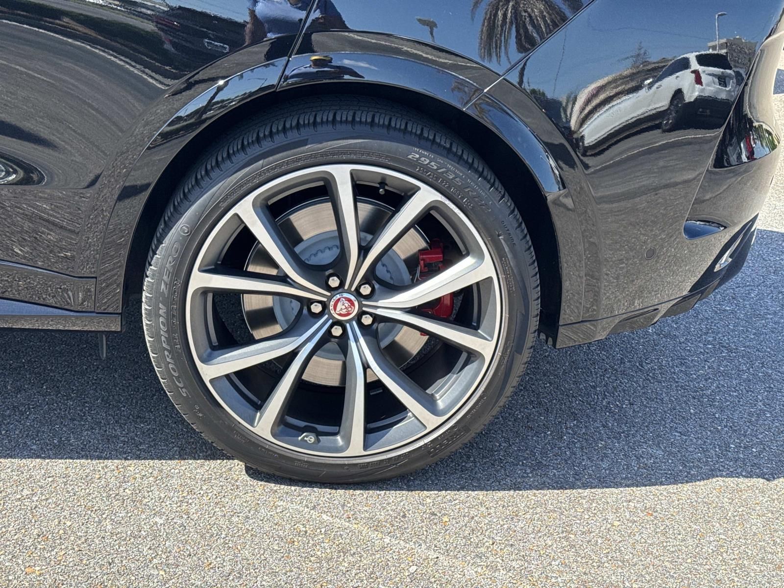 View vehicle photo 3