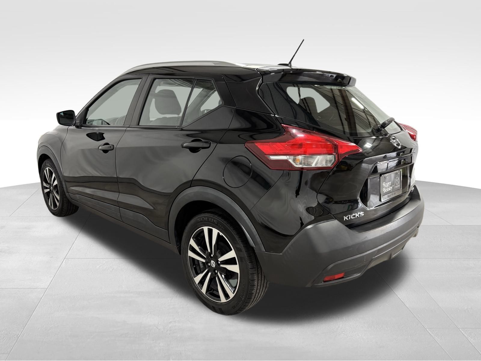 Used Car 2019 Nissan Kicks  Sv For Sale Under $15,000 In Austin, Texas