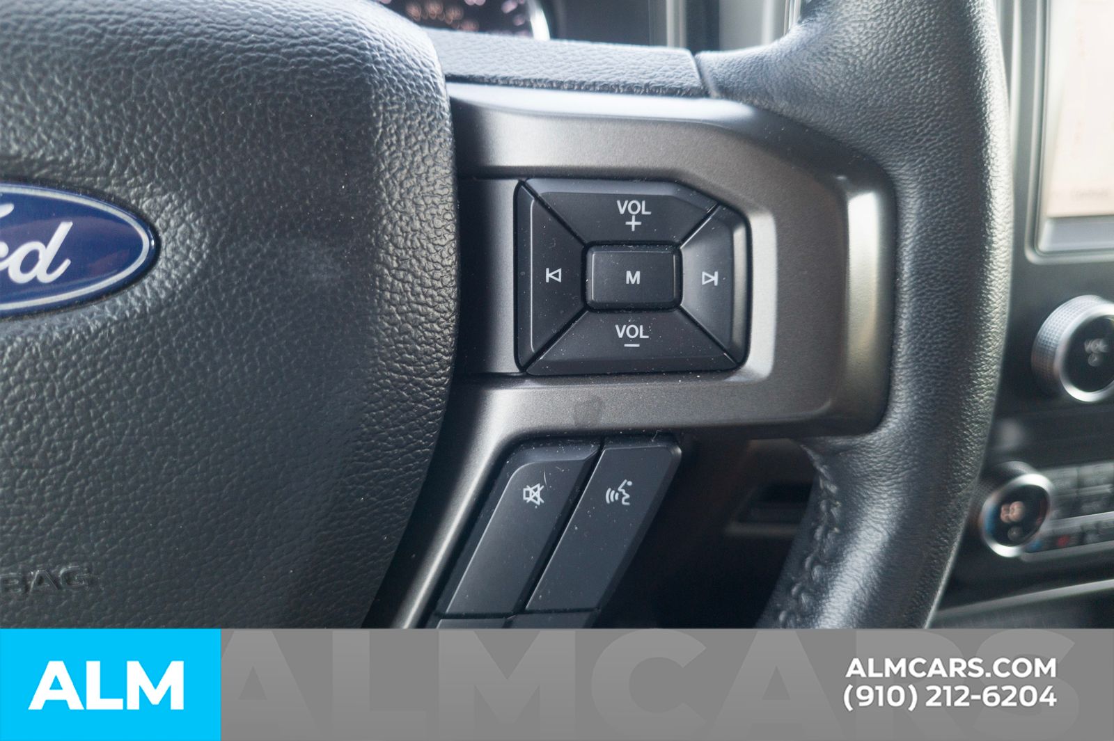 Used 2020 Black Ford XLT image 12
