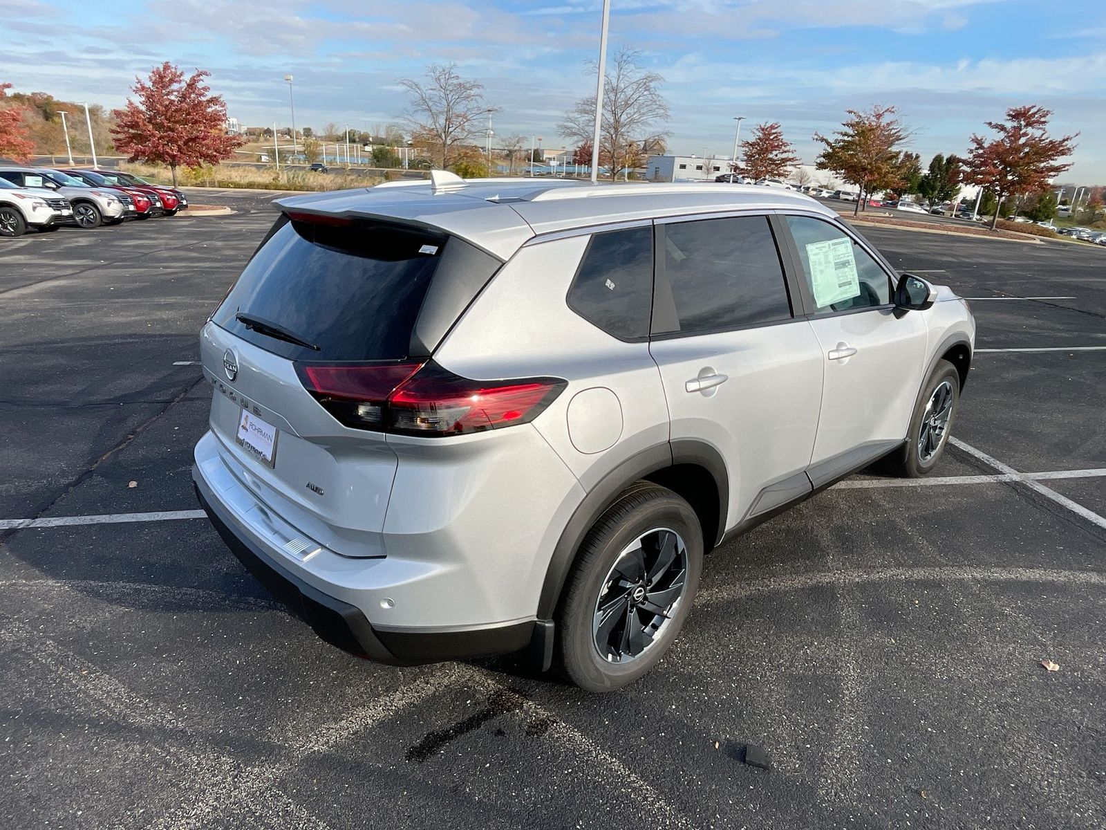 2025 Nissan Rogue SV 38