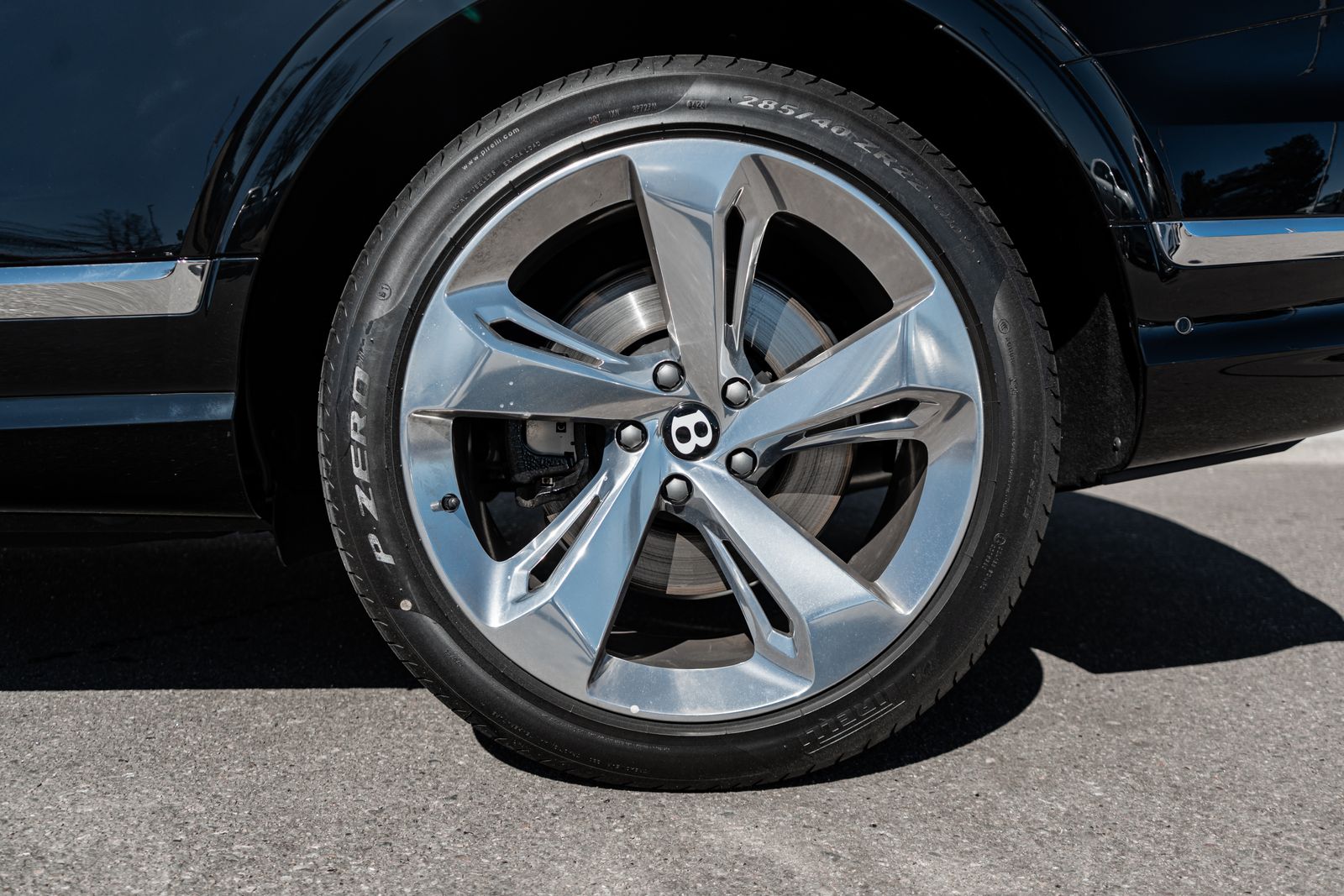 2024 Bentley Bentayga Base - Photo 7