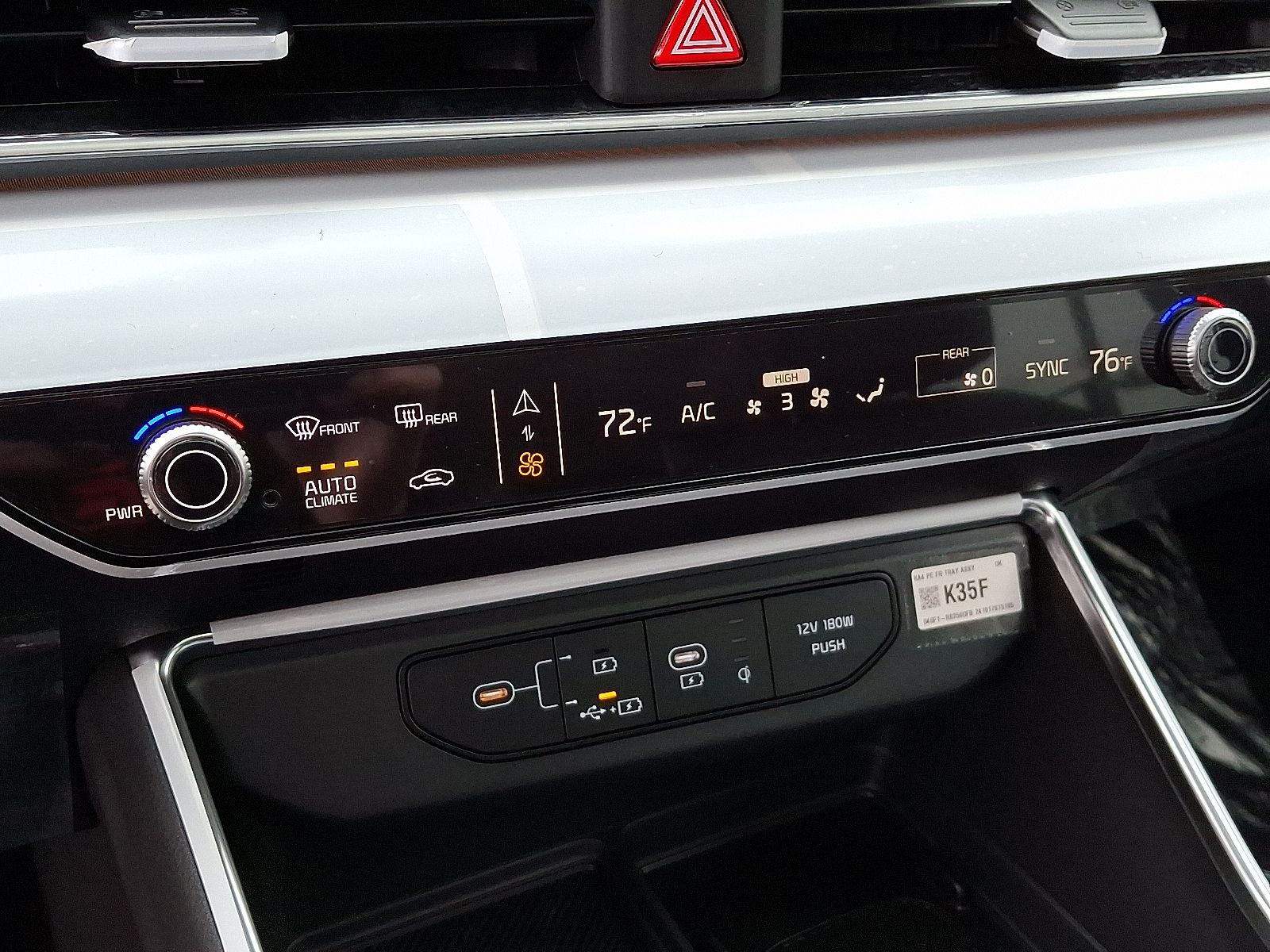 2025 Kia Carnival SX Prestige - Photo 16