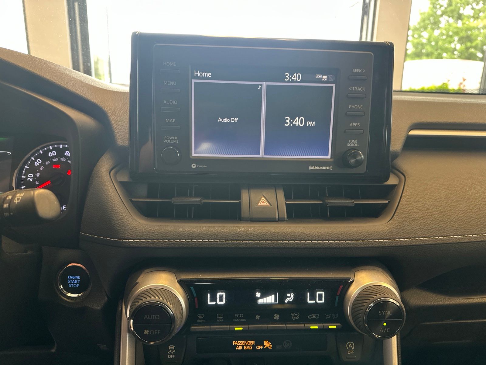 Used 2020 Magnetic Gray Metallic Toyota XLE image 5
