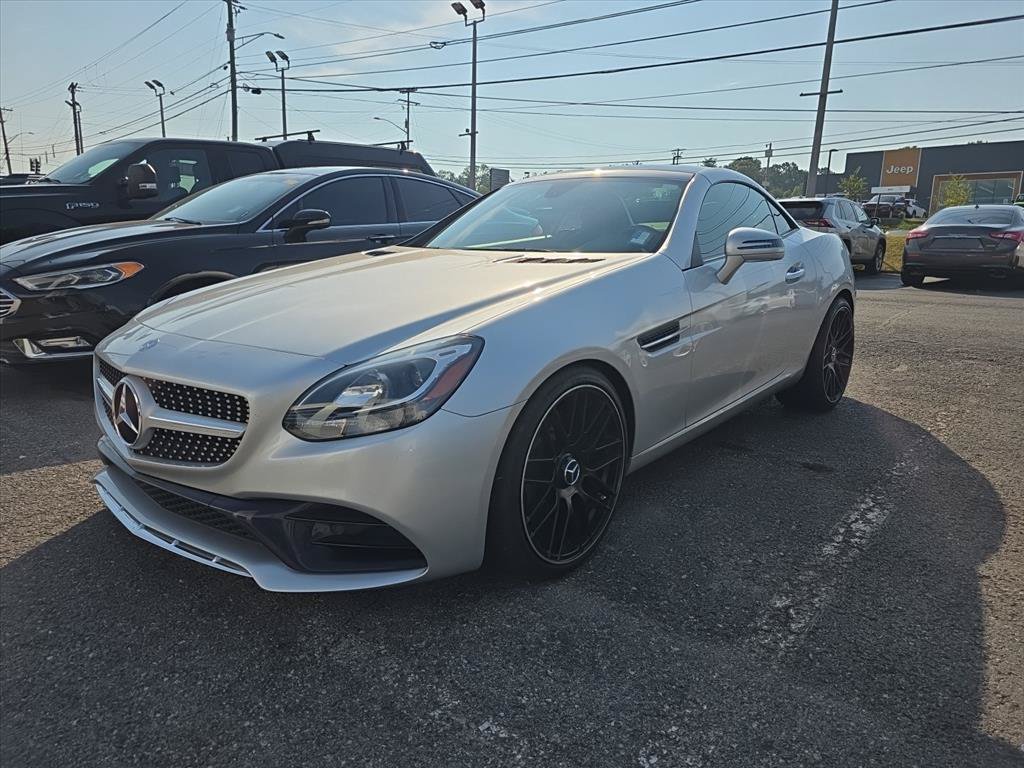  2017 Mercedes-Benz SLC 300   